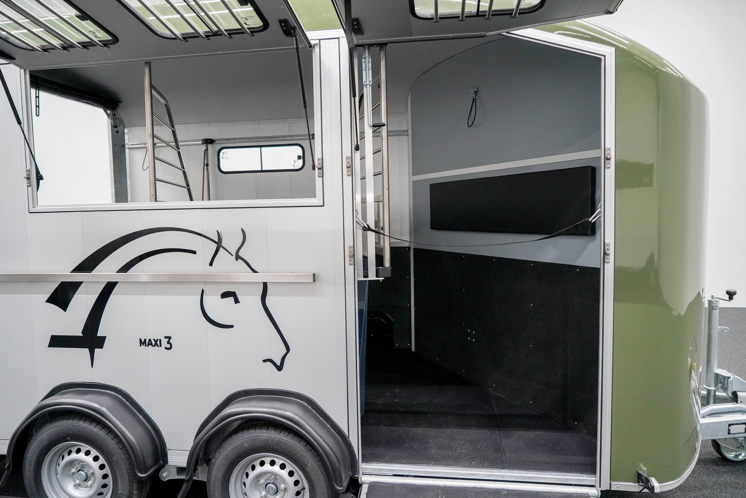 CHEVAL LIBERTE MAXI 3 SCHRÄGSTEHER