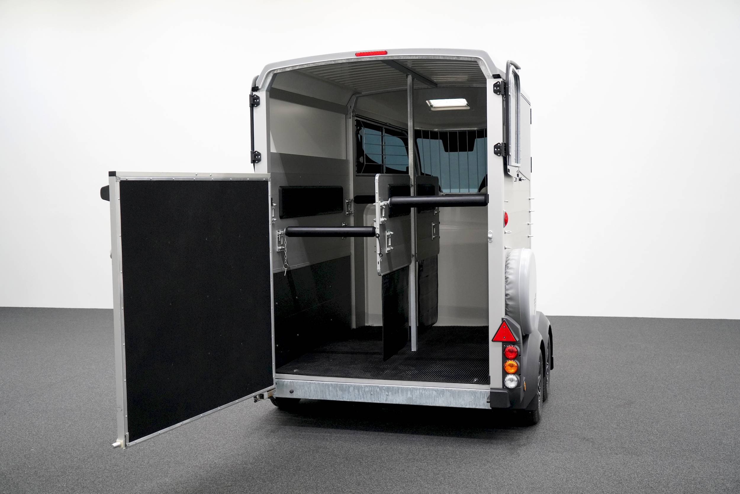 IFOR WILLIAMS HBX 506 | SILBER