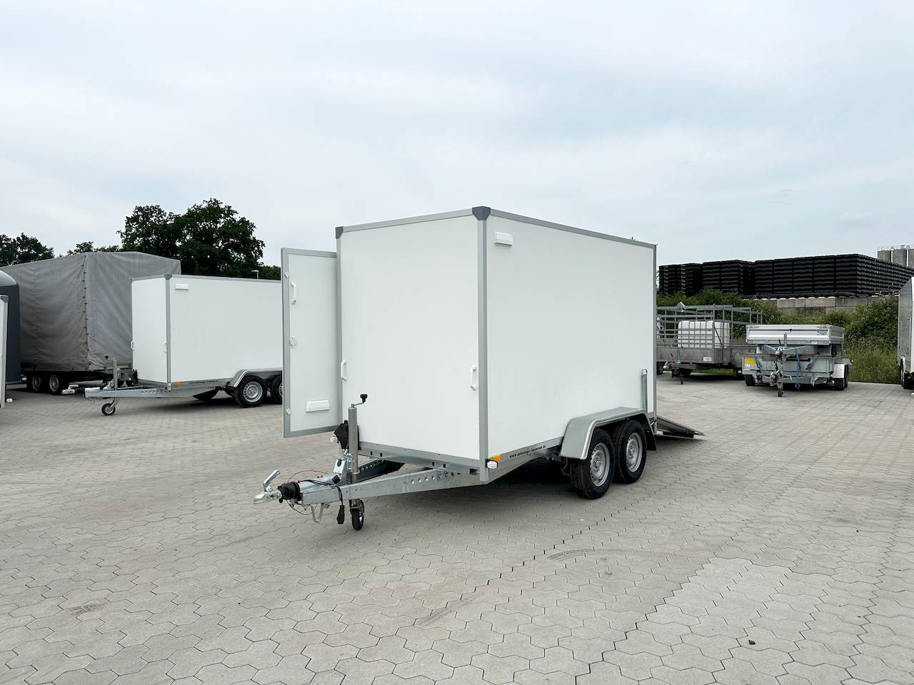 BLYSS F2030HTD | RAMPE | SEITENTÜR