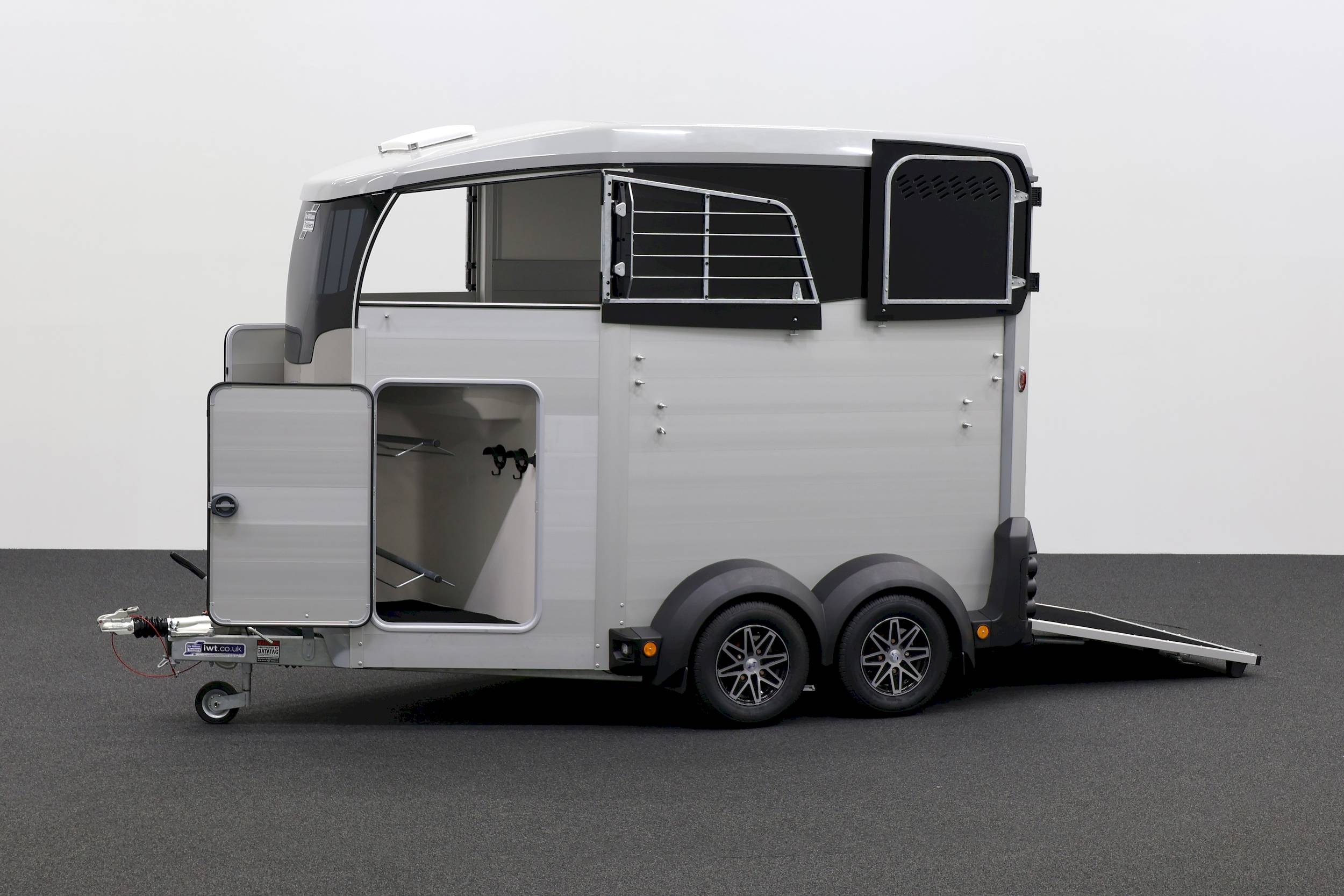 IFOR WILLIAMS HBX 506 | SILBER