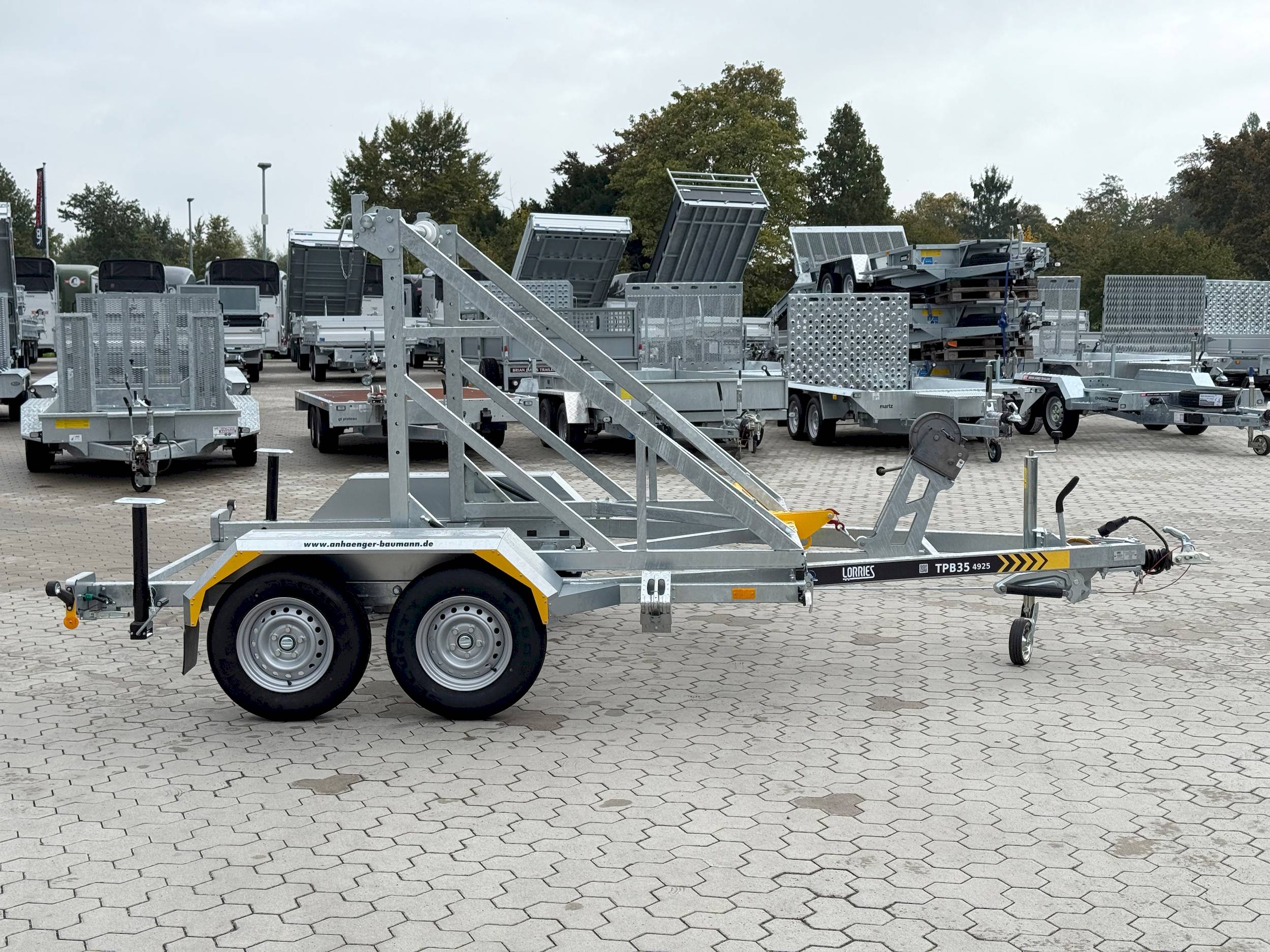 LORRIES TPB35-4925 | HANDSEILWINDE