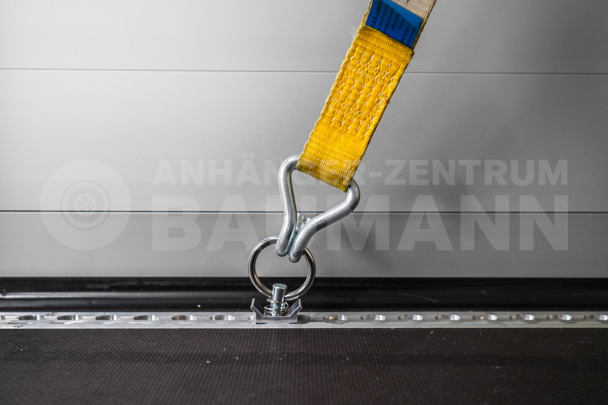 HUMBAUR HKPA 263217 | HECKRAMPENKOMBI | SEITENTÜR