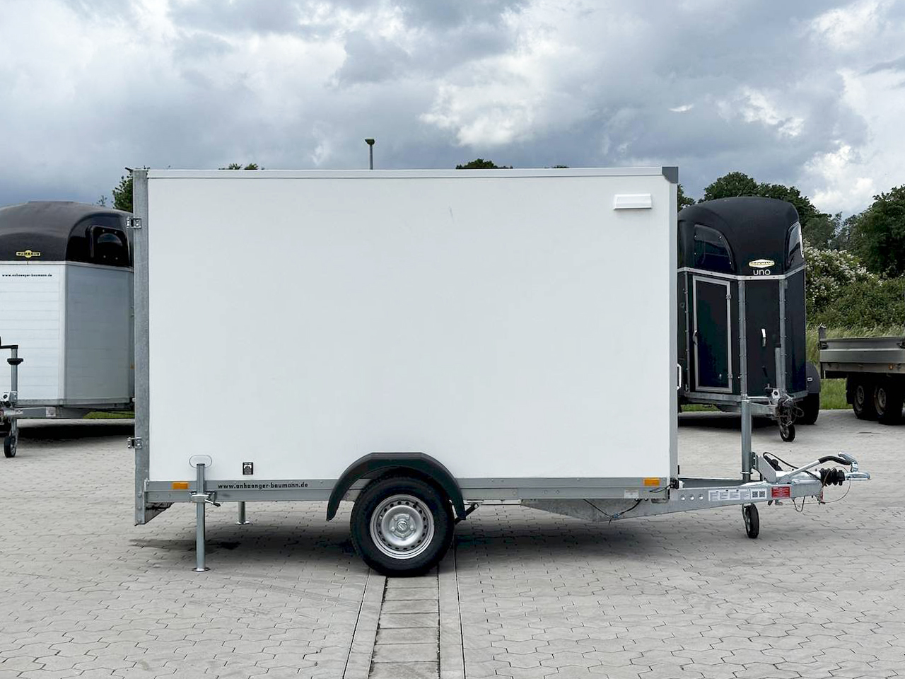 BLYSS F1330HD