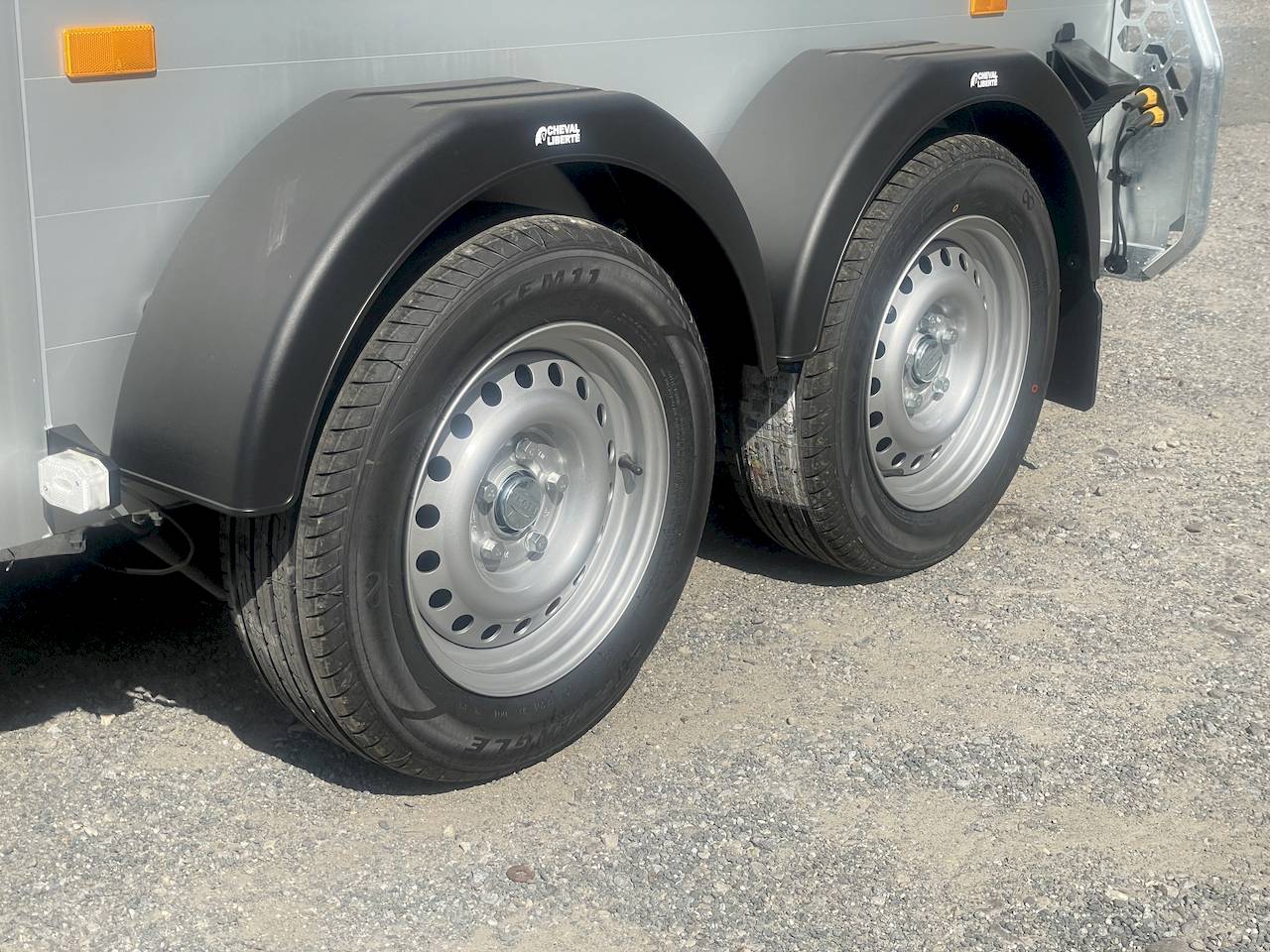 CHEVAL LIBERTE TOURING COUNTRY PREMIUM