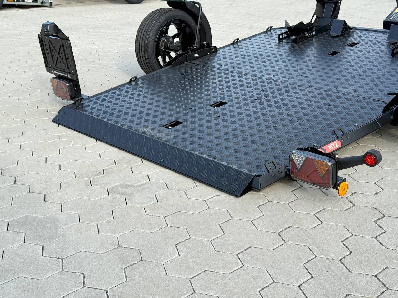 LORRIES MT-2 | BLACK EDTION