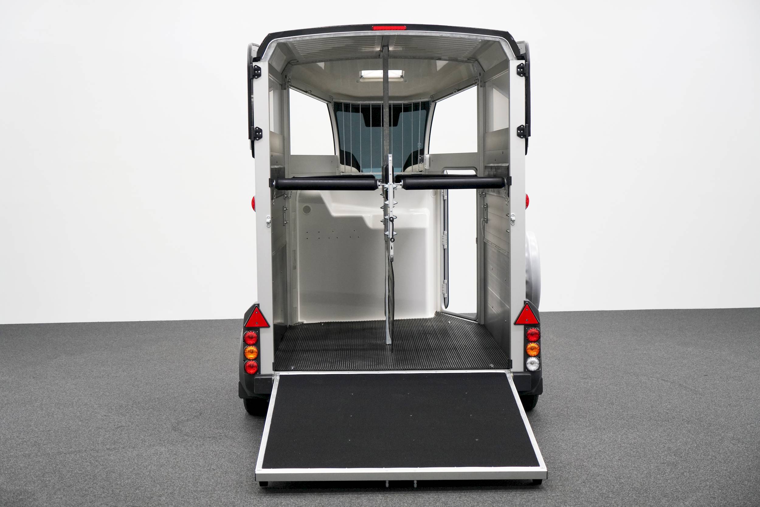 IFOR WILLIAMS HBX 506 | SCHWARZ