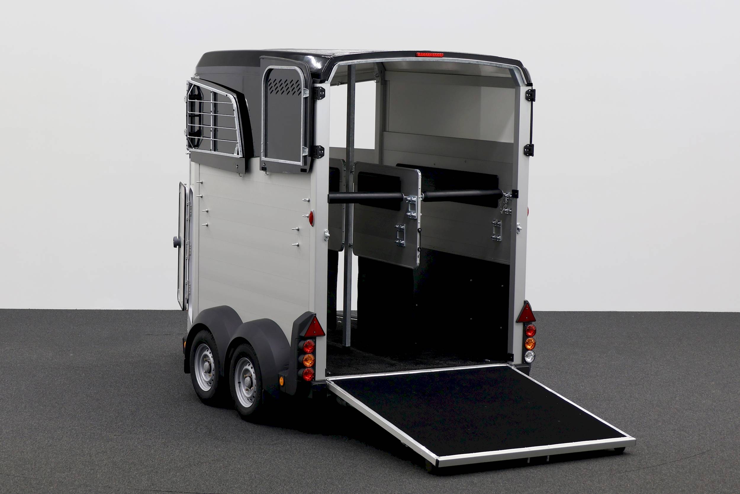 IFOR WILLIAMS HBX 506 | SCHWARZ