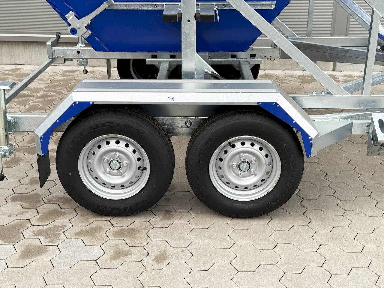 BLYSS KTT 35 V2L | E-WINDE | CONTAINER