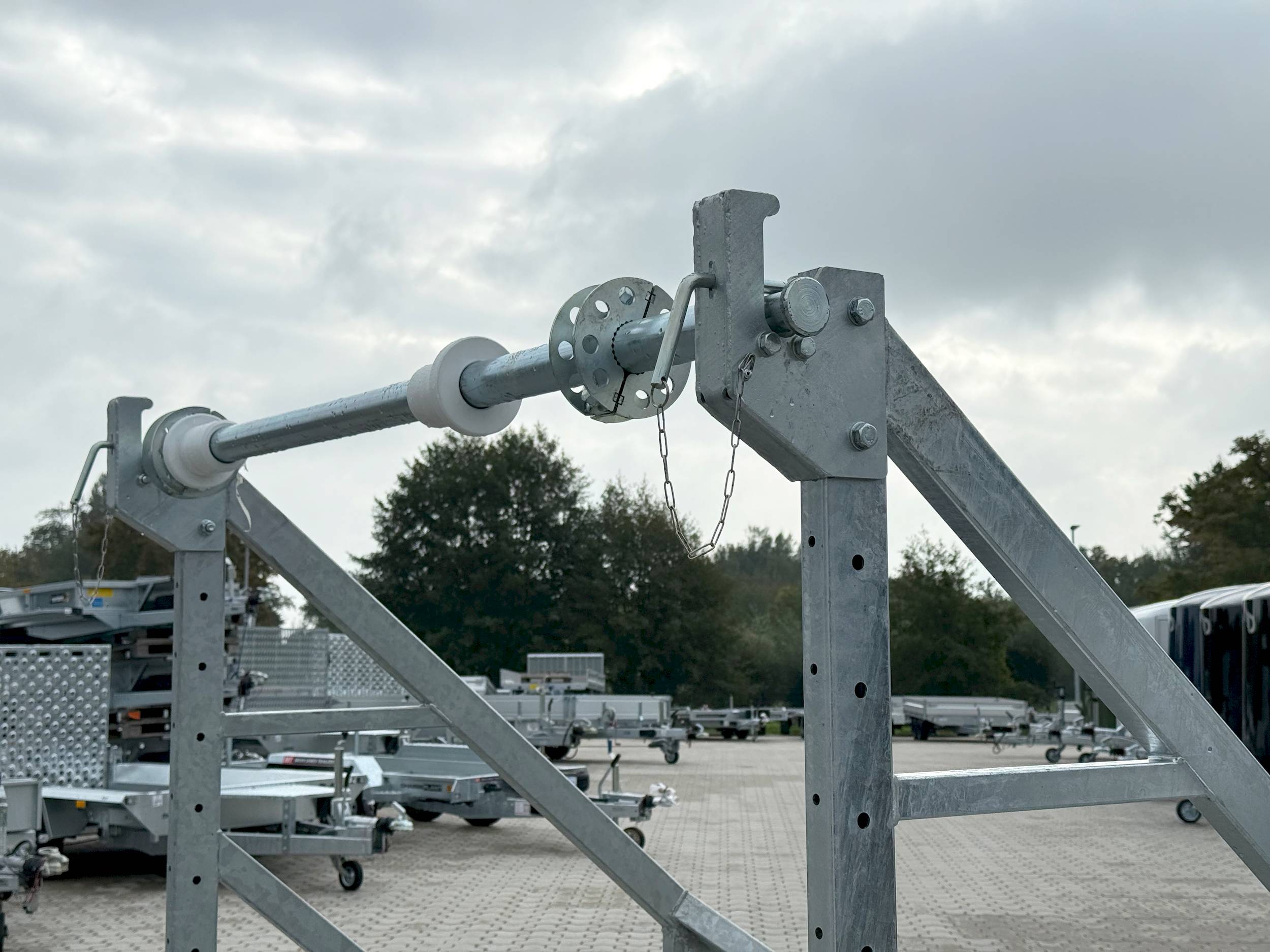 LORRIES TPB35-4925 | HANDSEILWINDE