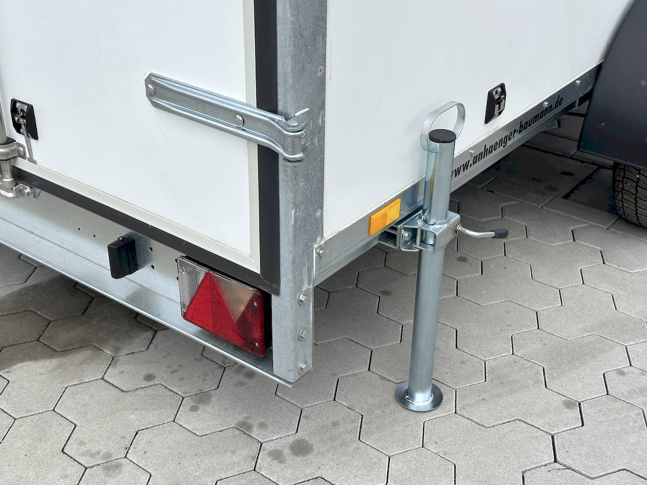 BLYSS F1330HD