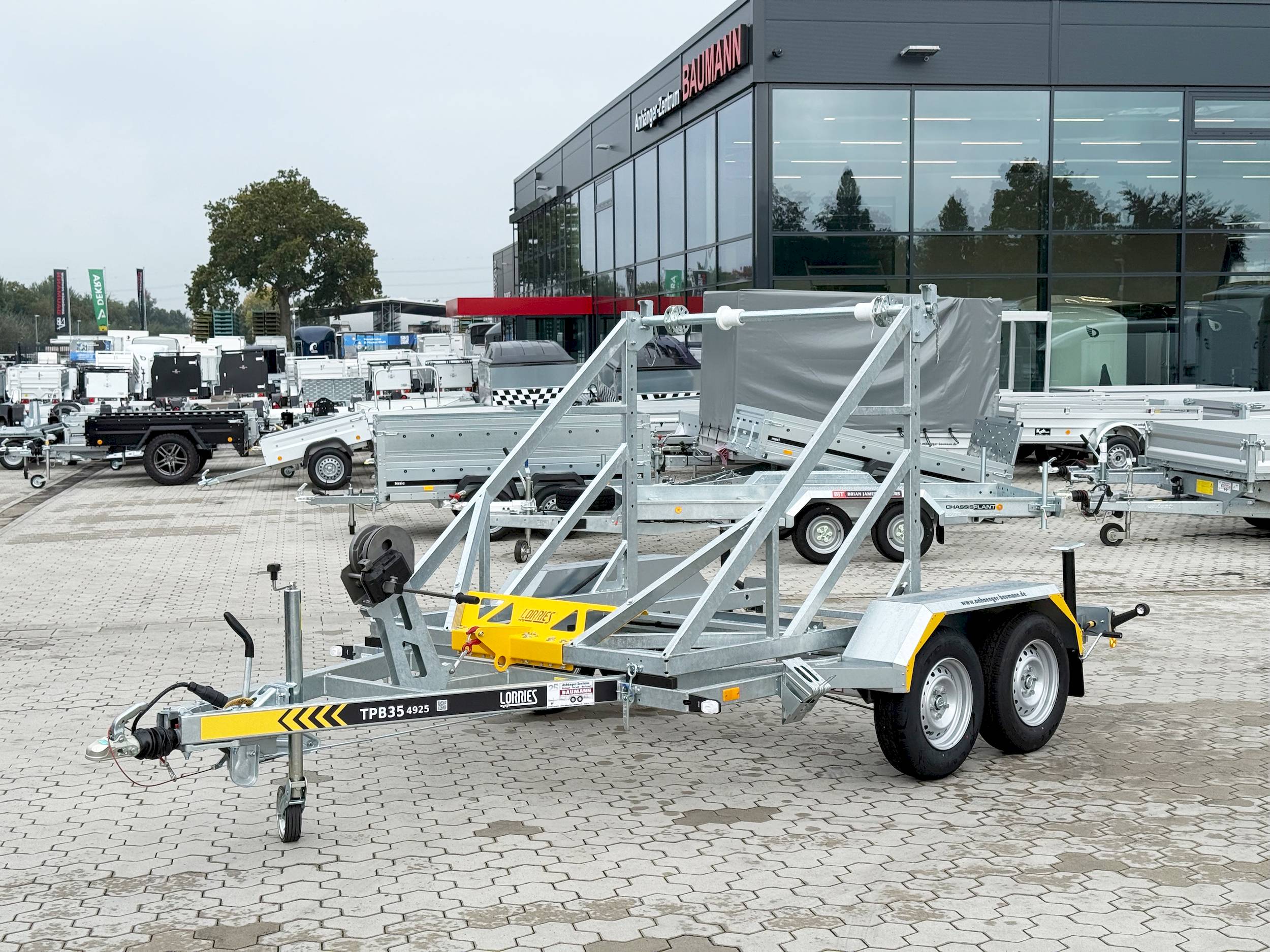 LORRIES TPB35-4925 | HANDSEILWINDE