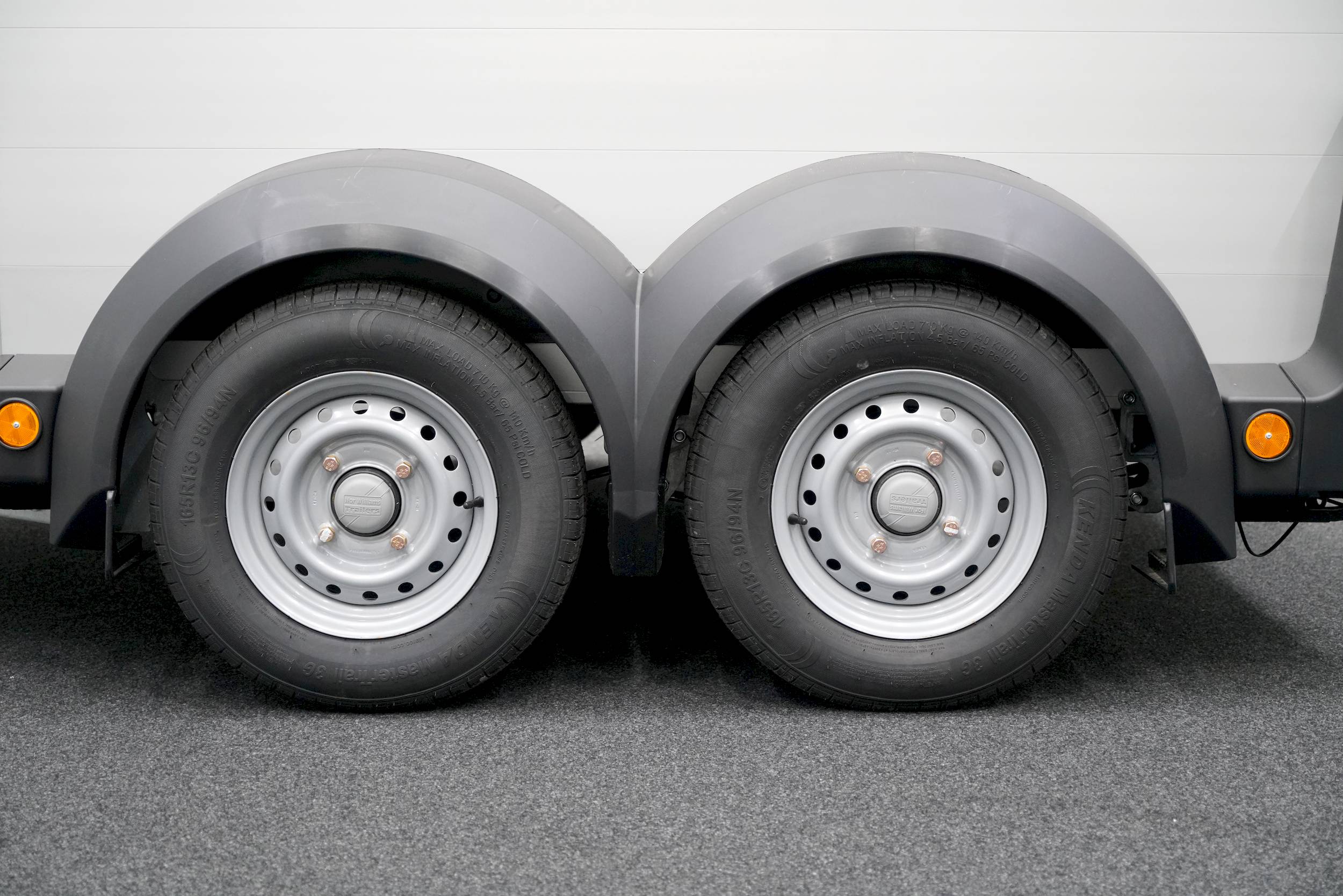 IFOR WILLIAMS HBX 506 | SCHWARZ