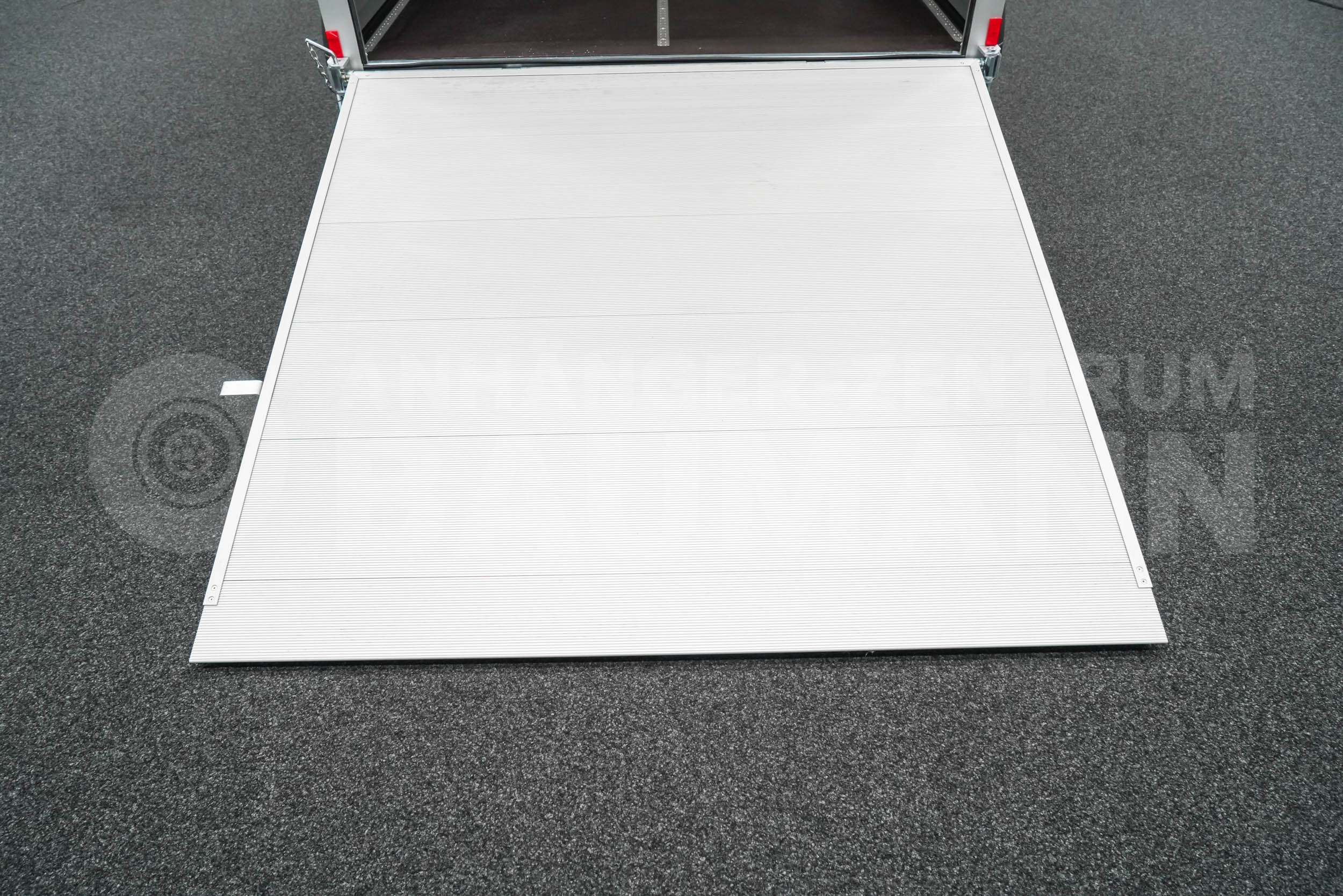 HUMBAUR HKPA 263217 | HECKRAMPENKOMBI | SEITENTÜR