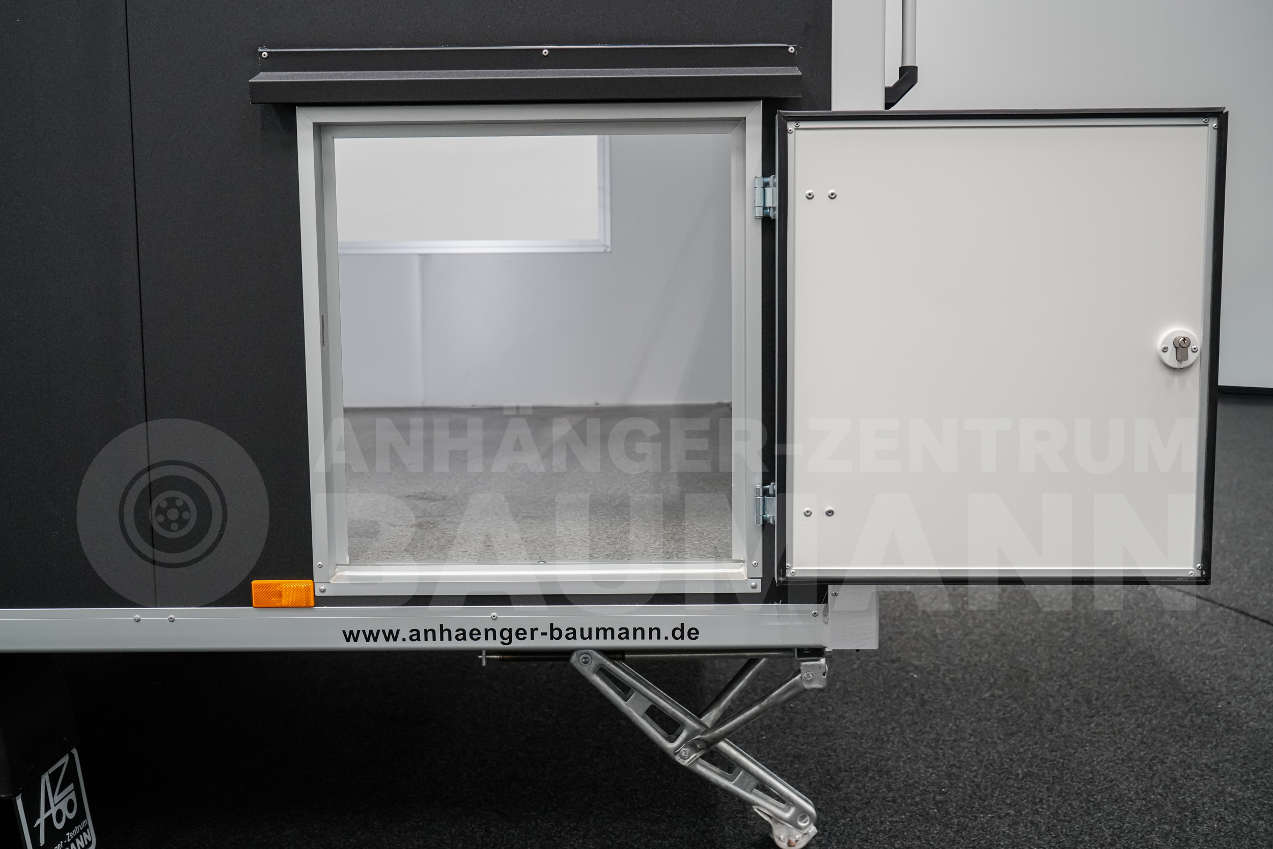 VK 27402223 | SCHWARZ | GASTÜR