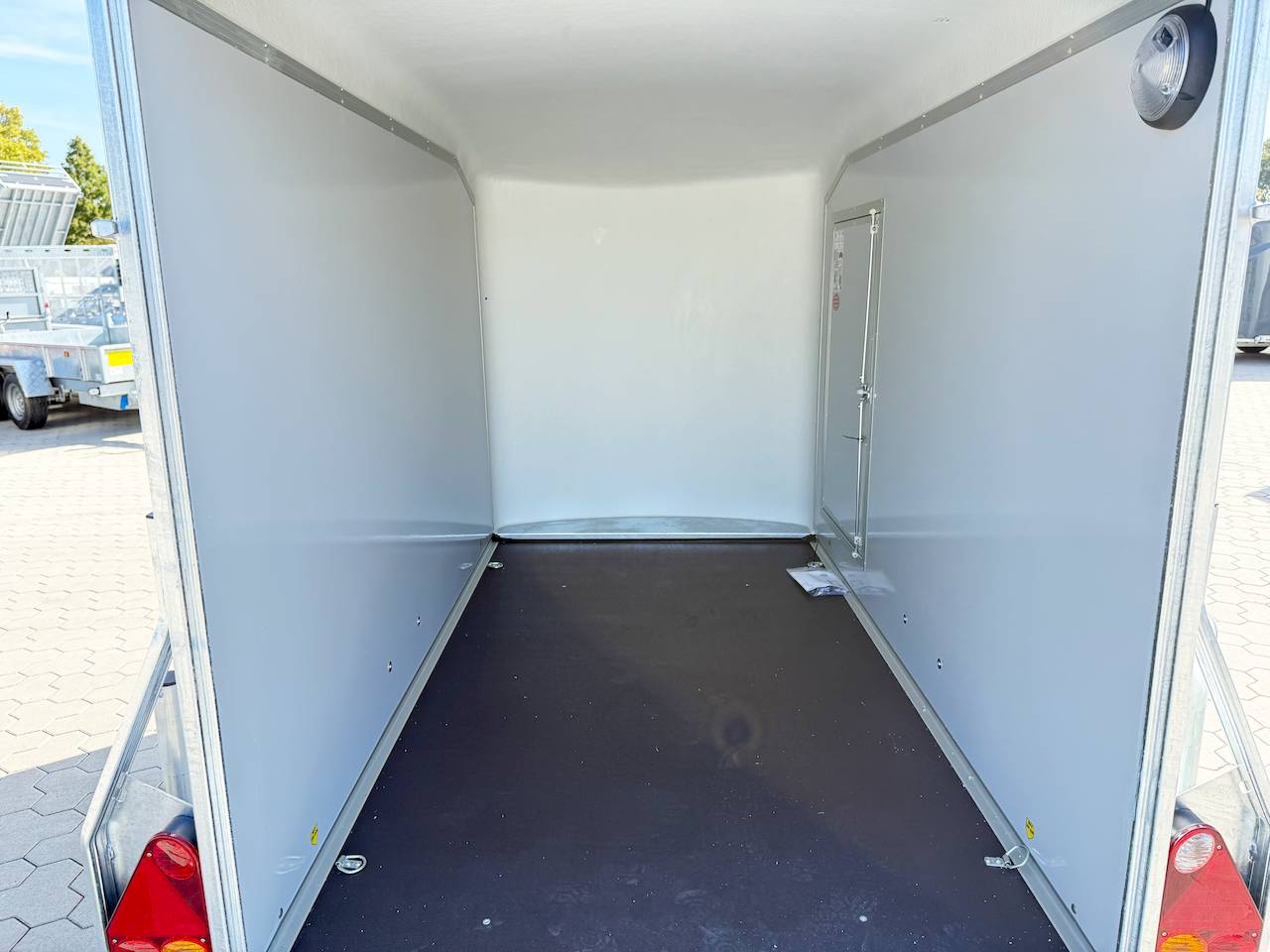 CHEVAL LIBERTE DEBON C255 V2 WABENKERN