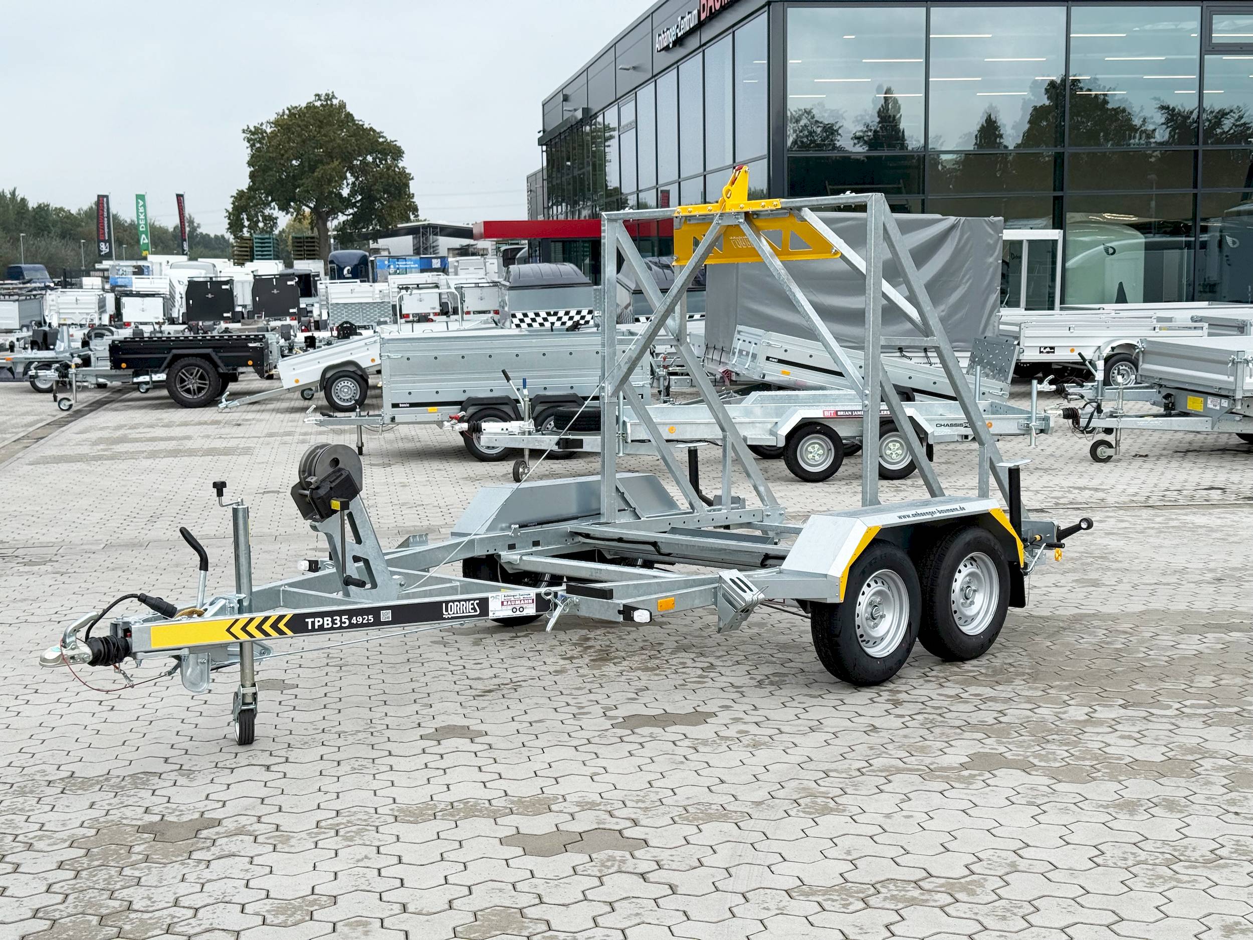 LORRIES TPB35-4925 | HANDSEILWINDE