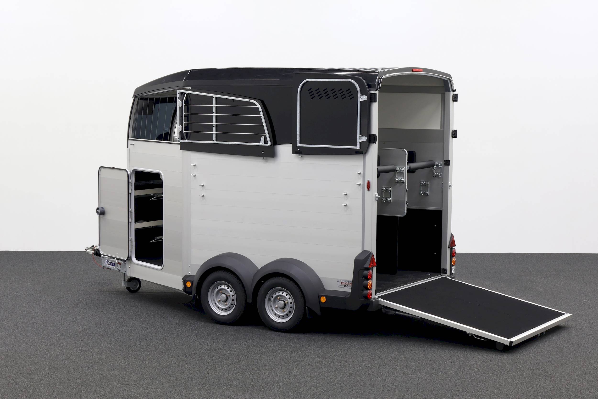 IFOR WILLIAMS HBX 511 | SCHWARZ