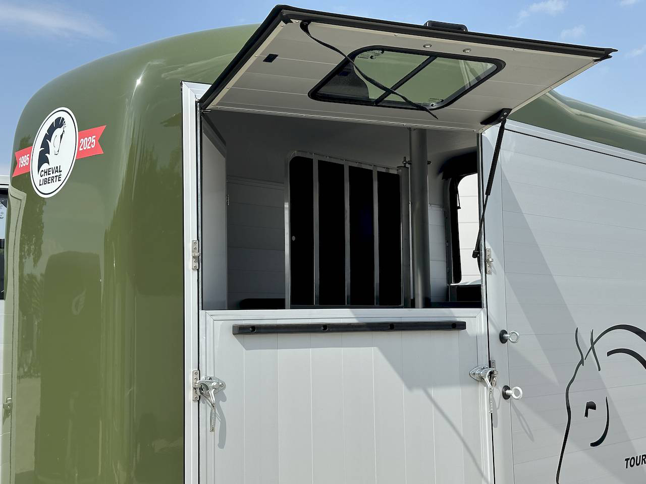 CHEVAL LIBERTE TOURING COUNTRY BASIC