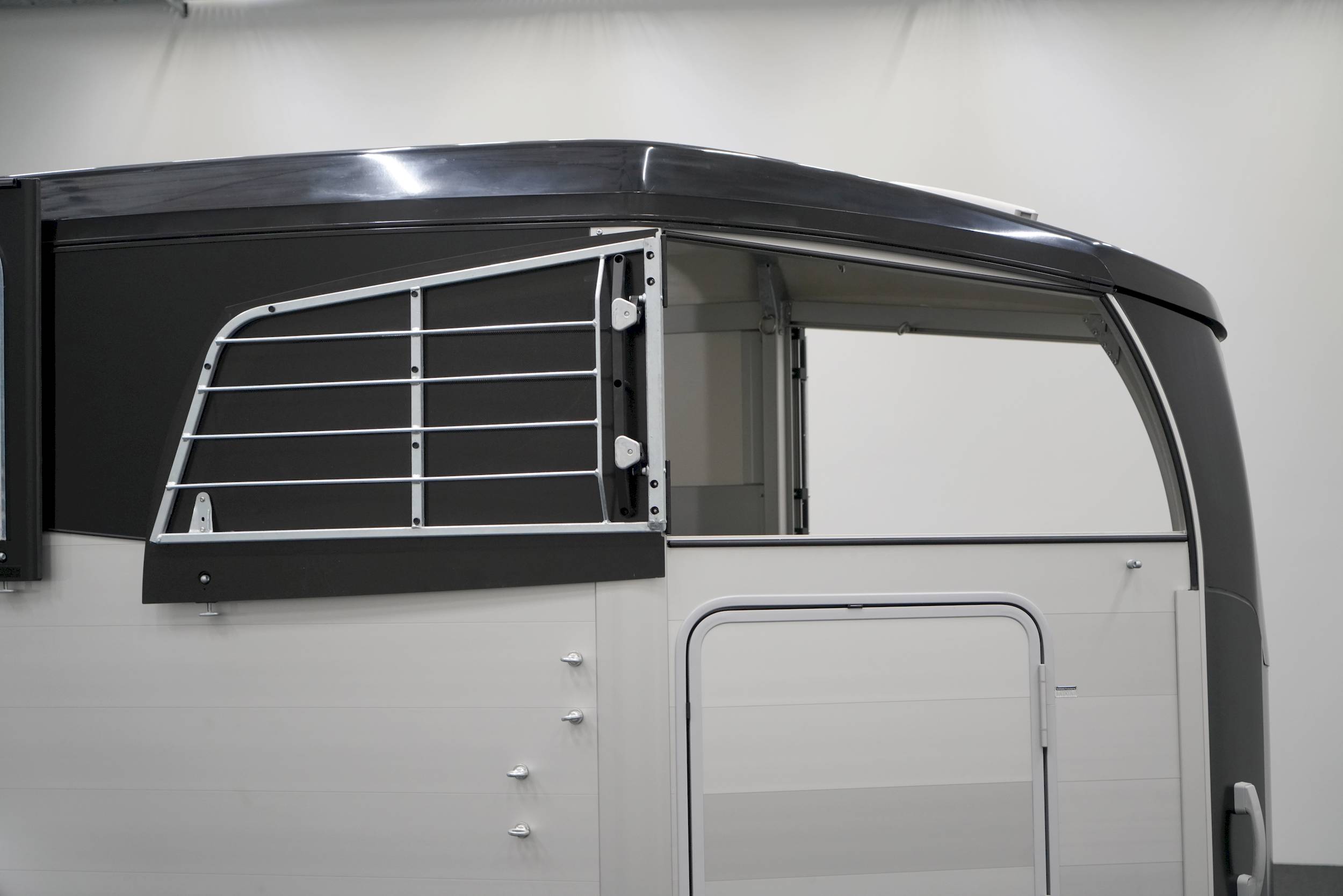 IFOR WILLIAMS HBX 506 | SCHWARZ