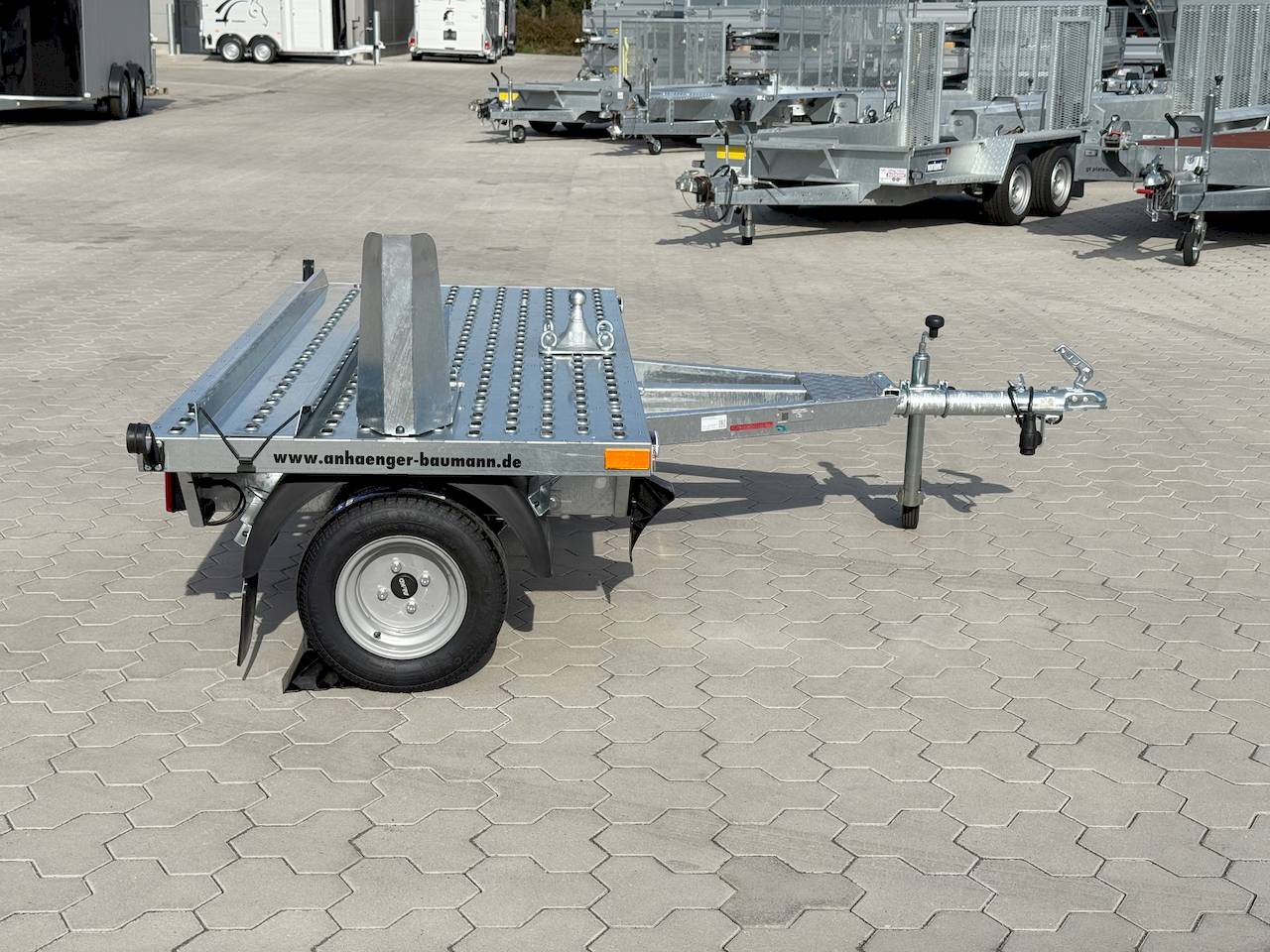 VEZEKO MIKROBIKE A 08 | FAHRRADTRÄGERAUFNAHME