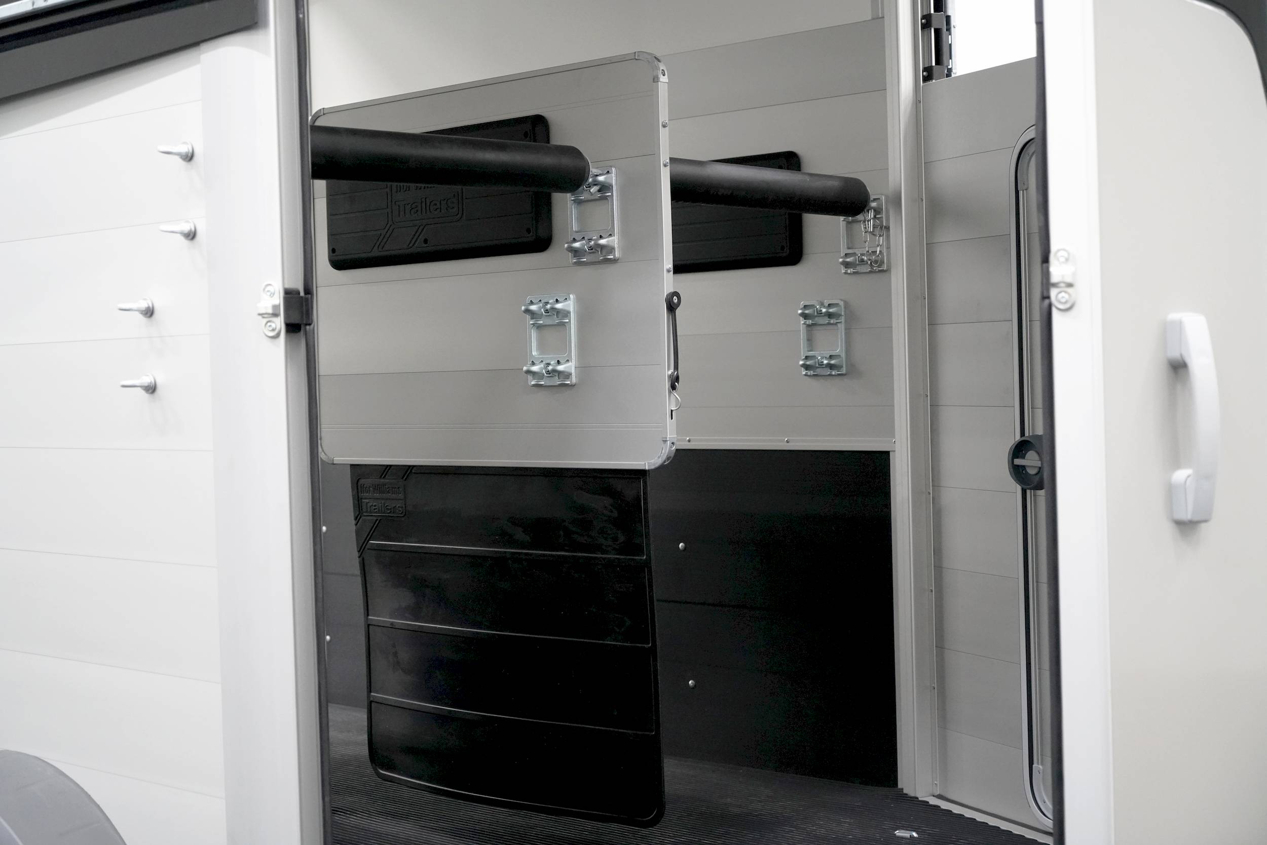 IFOR WILLIAMS HBX 506 | SILBER