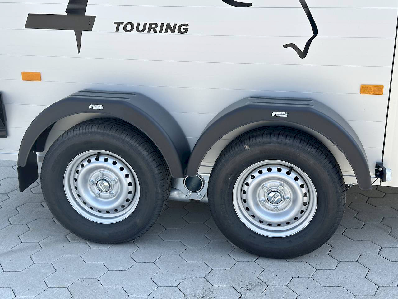 CHEVAL LIBERTE TOURING COUNTRY BASIC