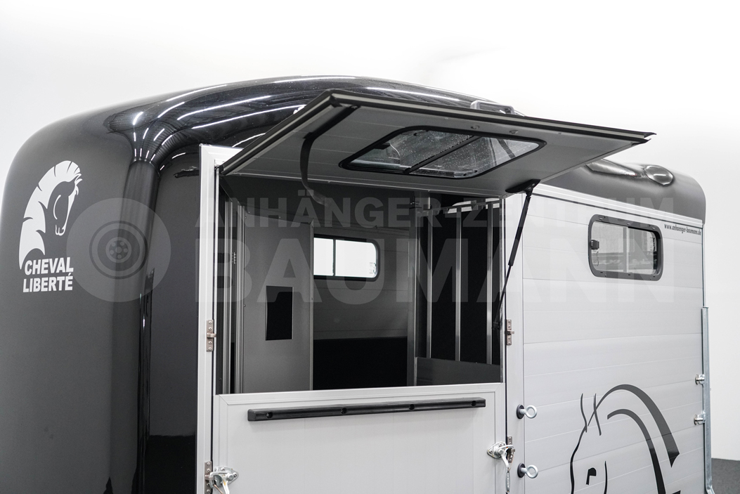 CHEVAL LIBERTE TOURING COUNTRY PREMIUM