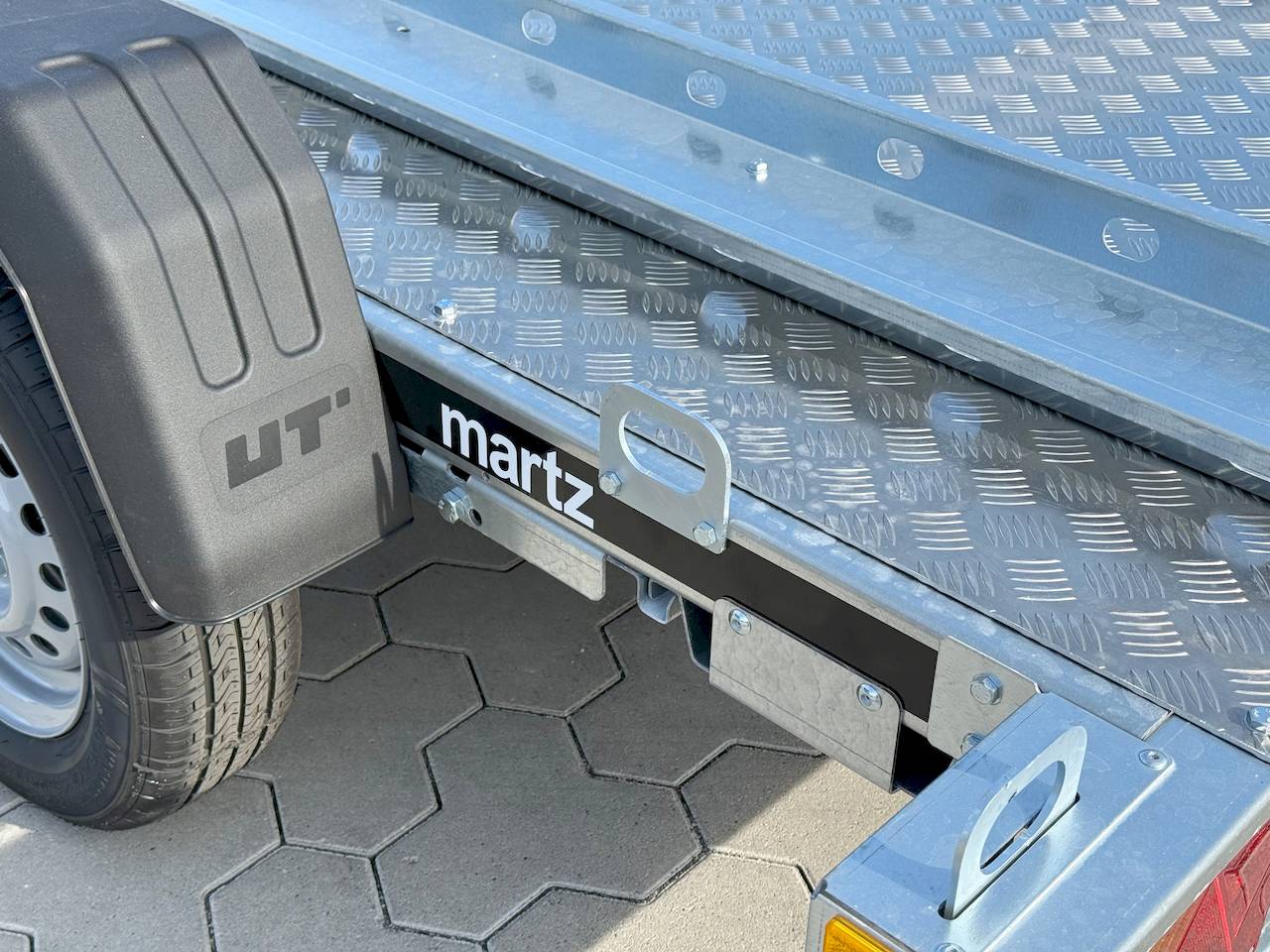 MARTZ GP 2 R PREMIUM | PARABELFEDERUNG | ALUBODEN