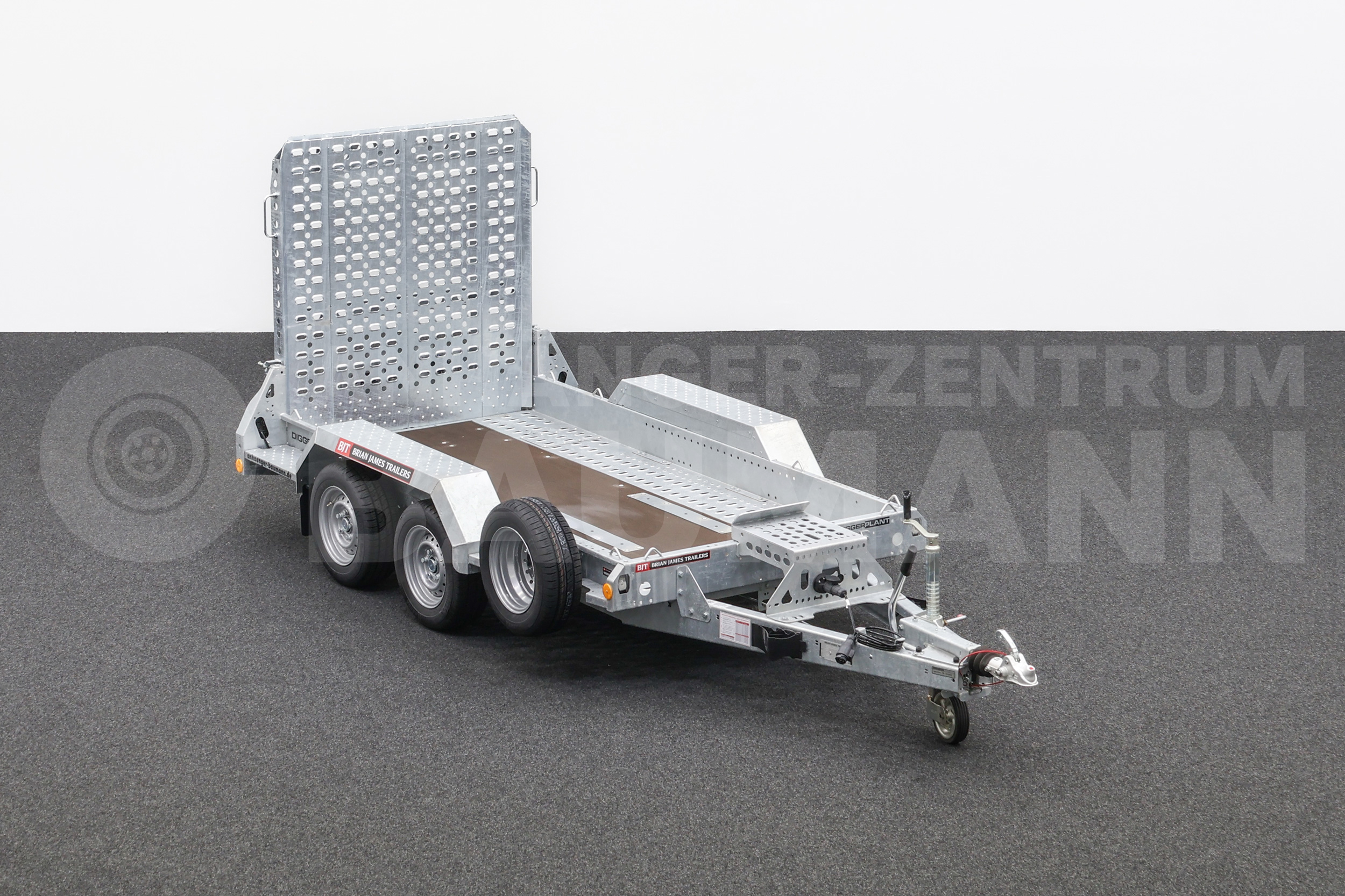 BRIAN JAMES DIGGER PLANT 543-2813-27-2-13 | SCHWERLASTRAMPE