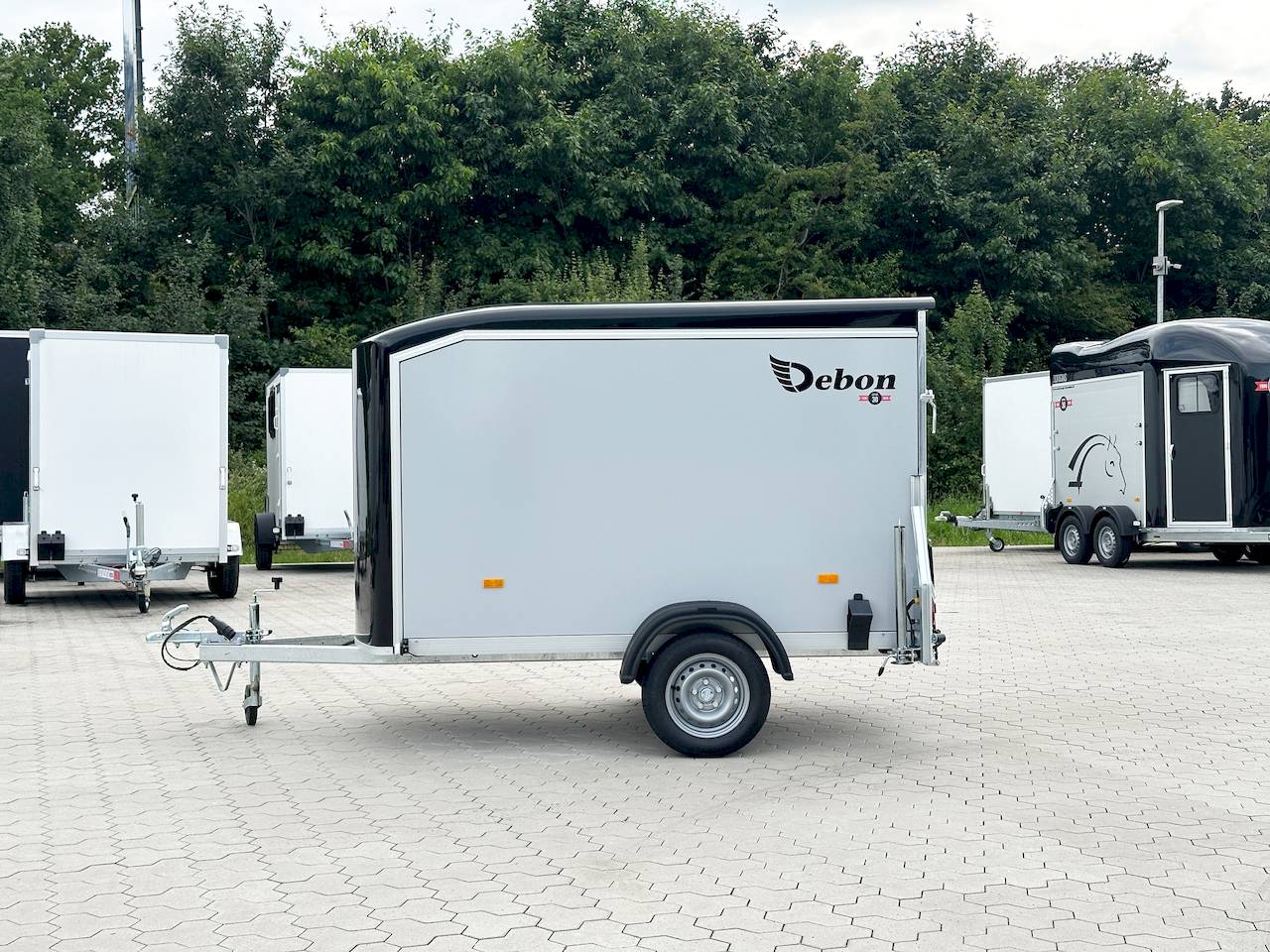 CHEVAL LIBERTE DEBON C255 V2 WABENKERN
