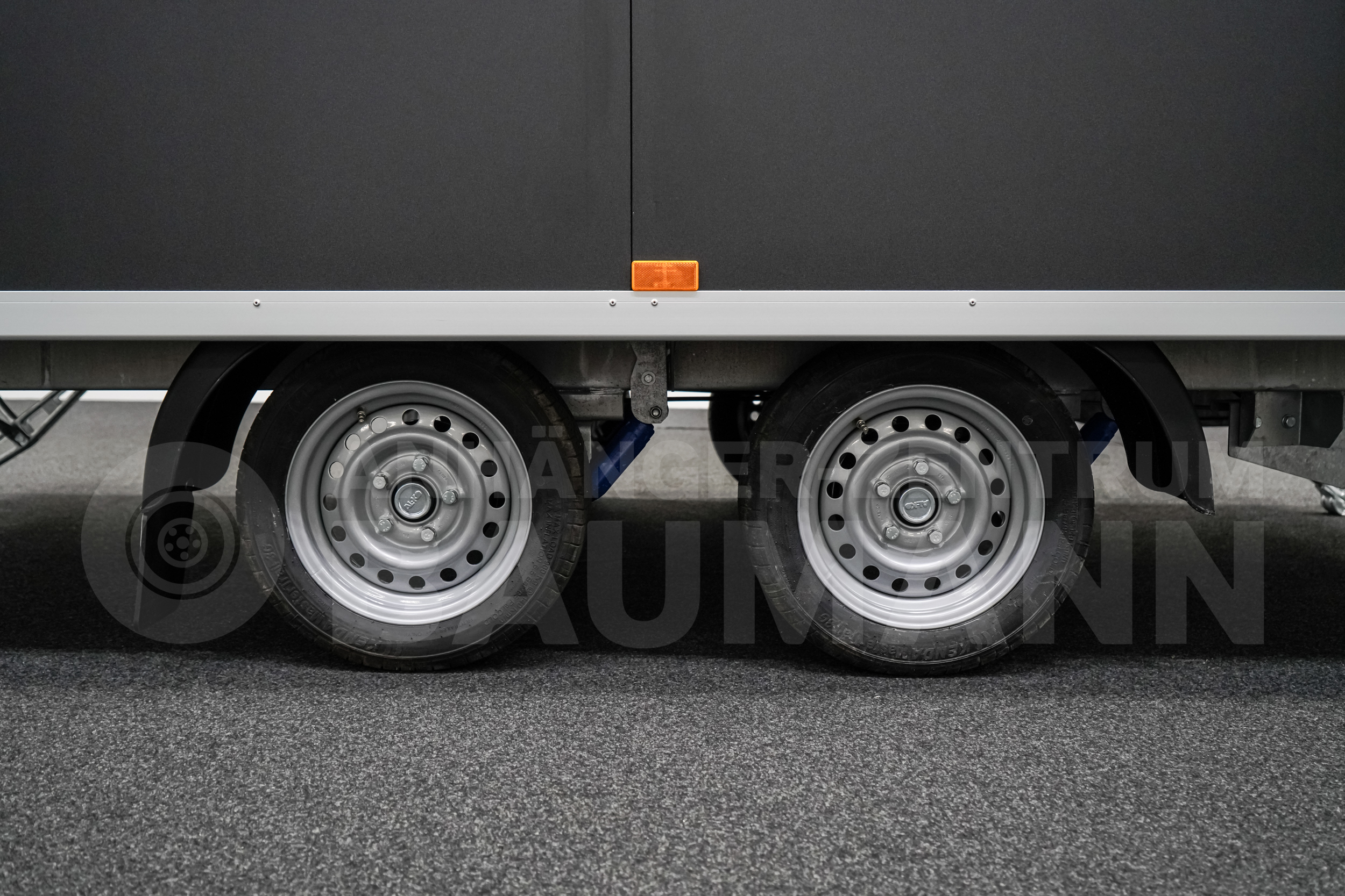 VK 27402223 | SCHWARZ | GASTÜR