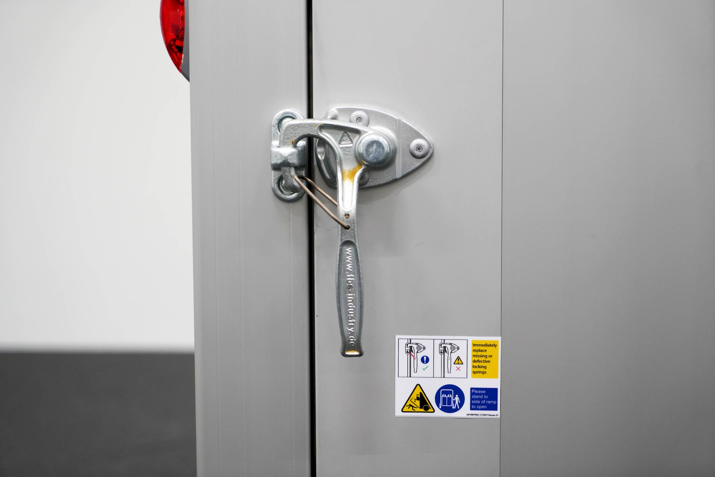 IFOR WILLIAMS HBX 511 | SCHWARZ