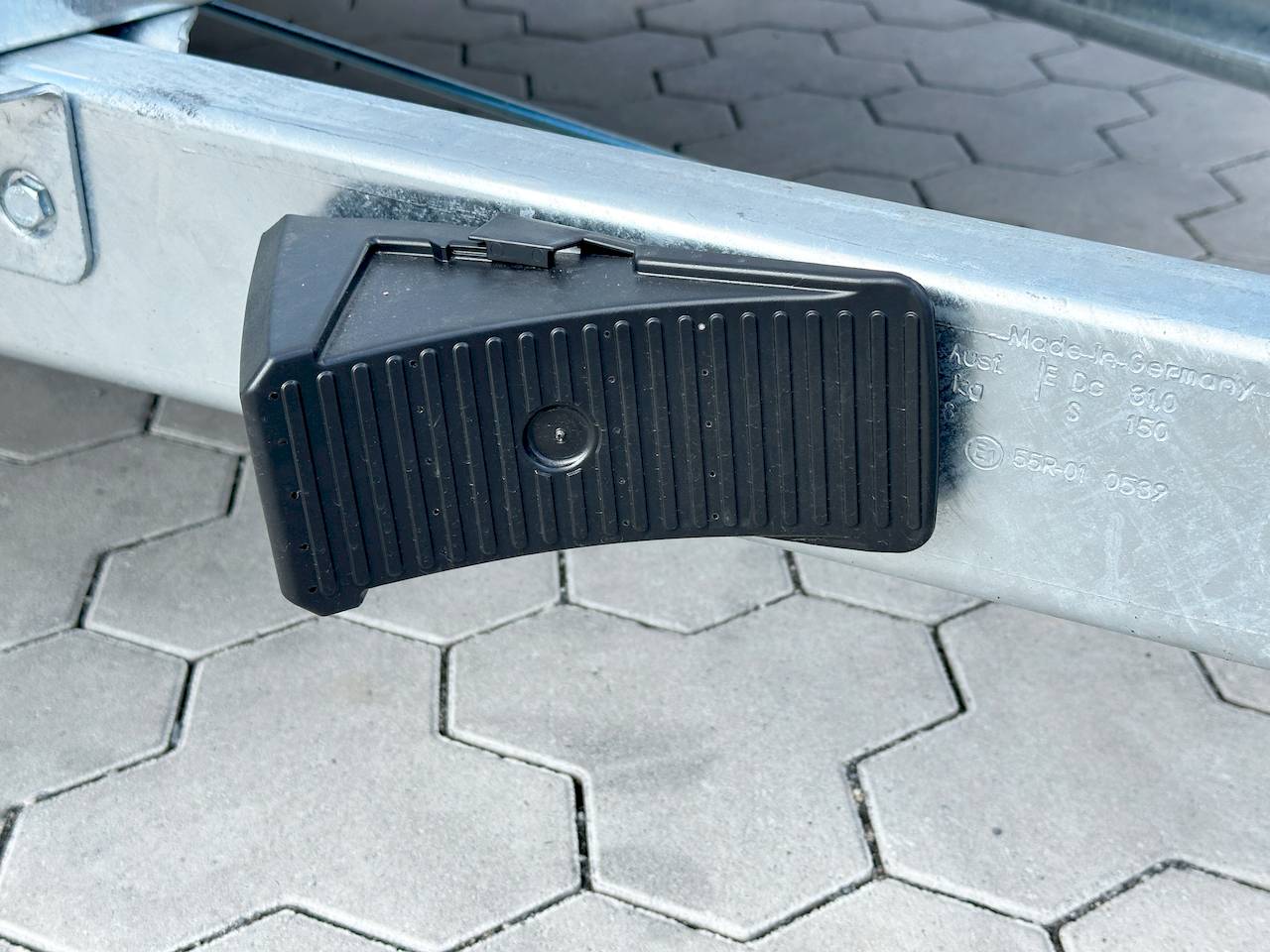 BLYSS FR1330 /180HL | SEITENTÜR BASE LINE SANDWICH