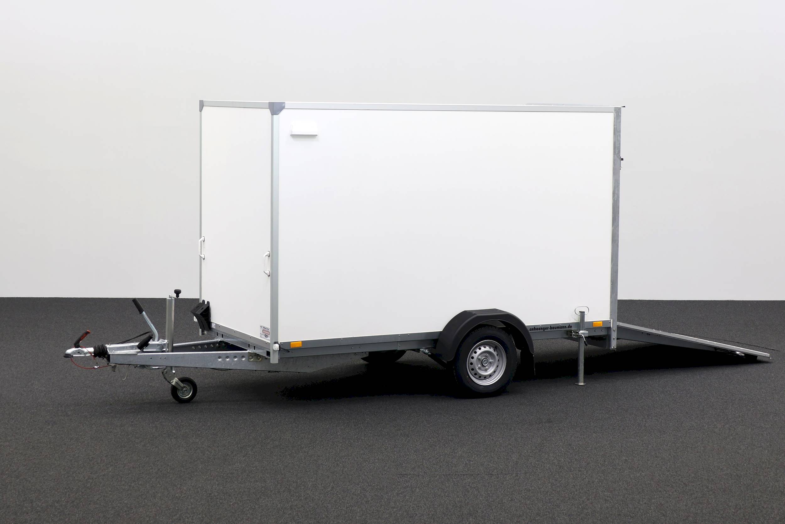 BLYSS F1330HD | RAMPE | SEITENTÜR