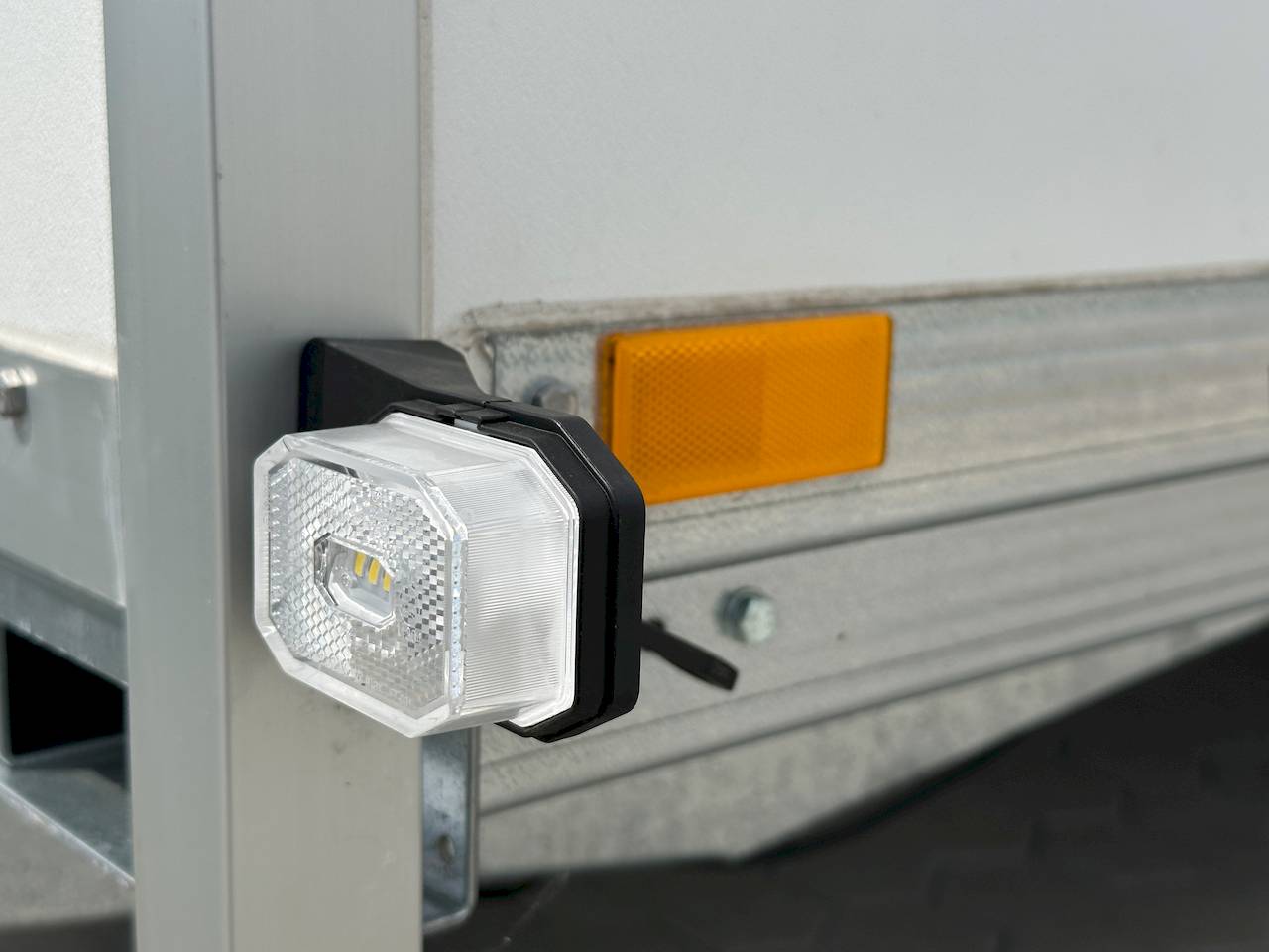 BLYSS F1336HD | SEITENTÜR