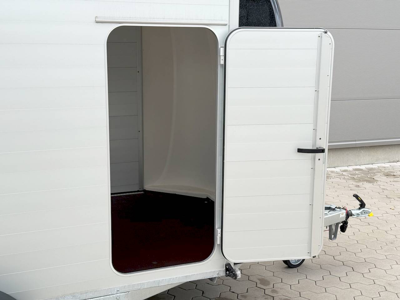 HUMBAUR HKPA 153217 | HECKRAMPENKOMBI | SEITENTÜR