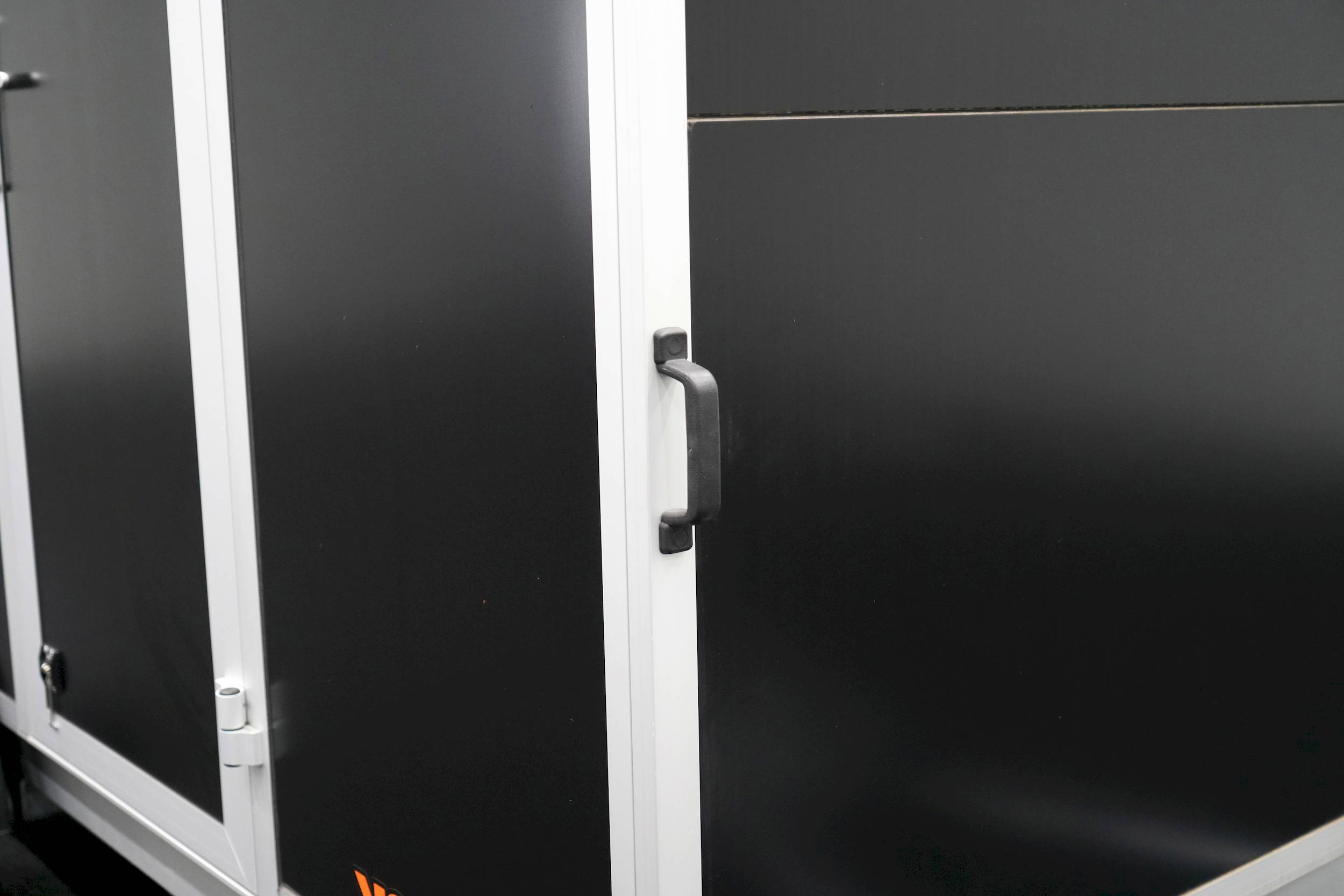 VEZEKO TK C 15.35 | BLACK  | SEITENTÜR