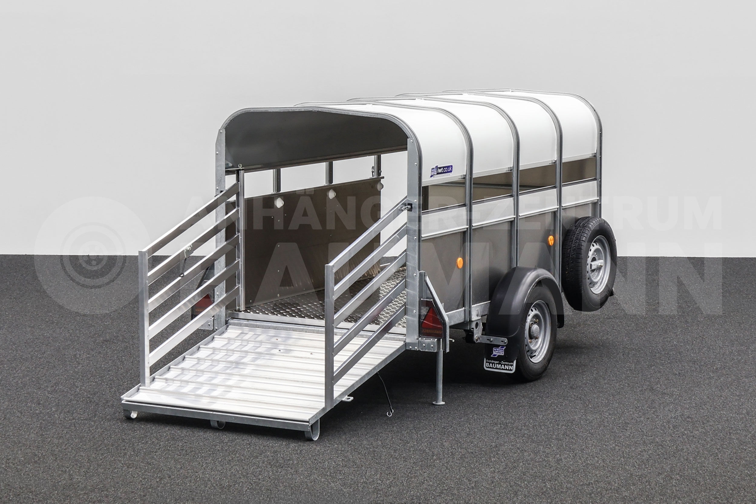 IFOR WILLIAMS P8G | 8x4 | 1400KG | STÜTZEN