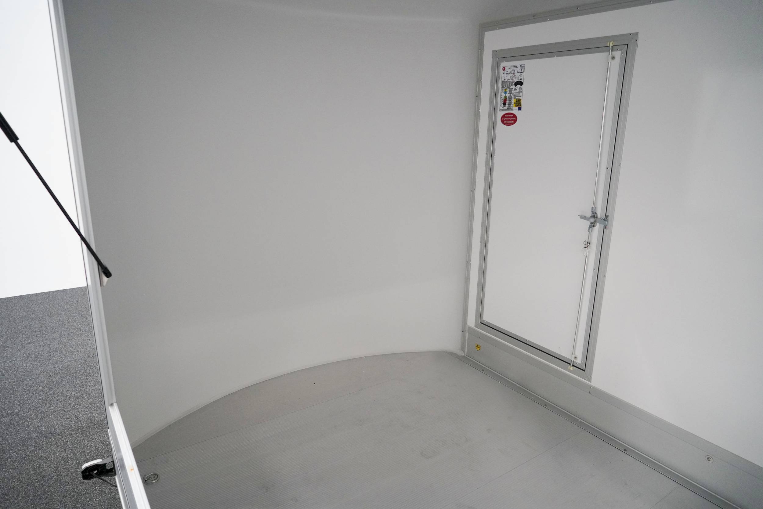 CHEVAL LIBERTE DEBON C400 WABENKERN ROADSTER