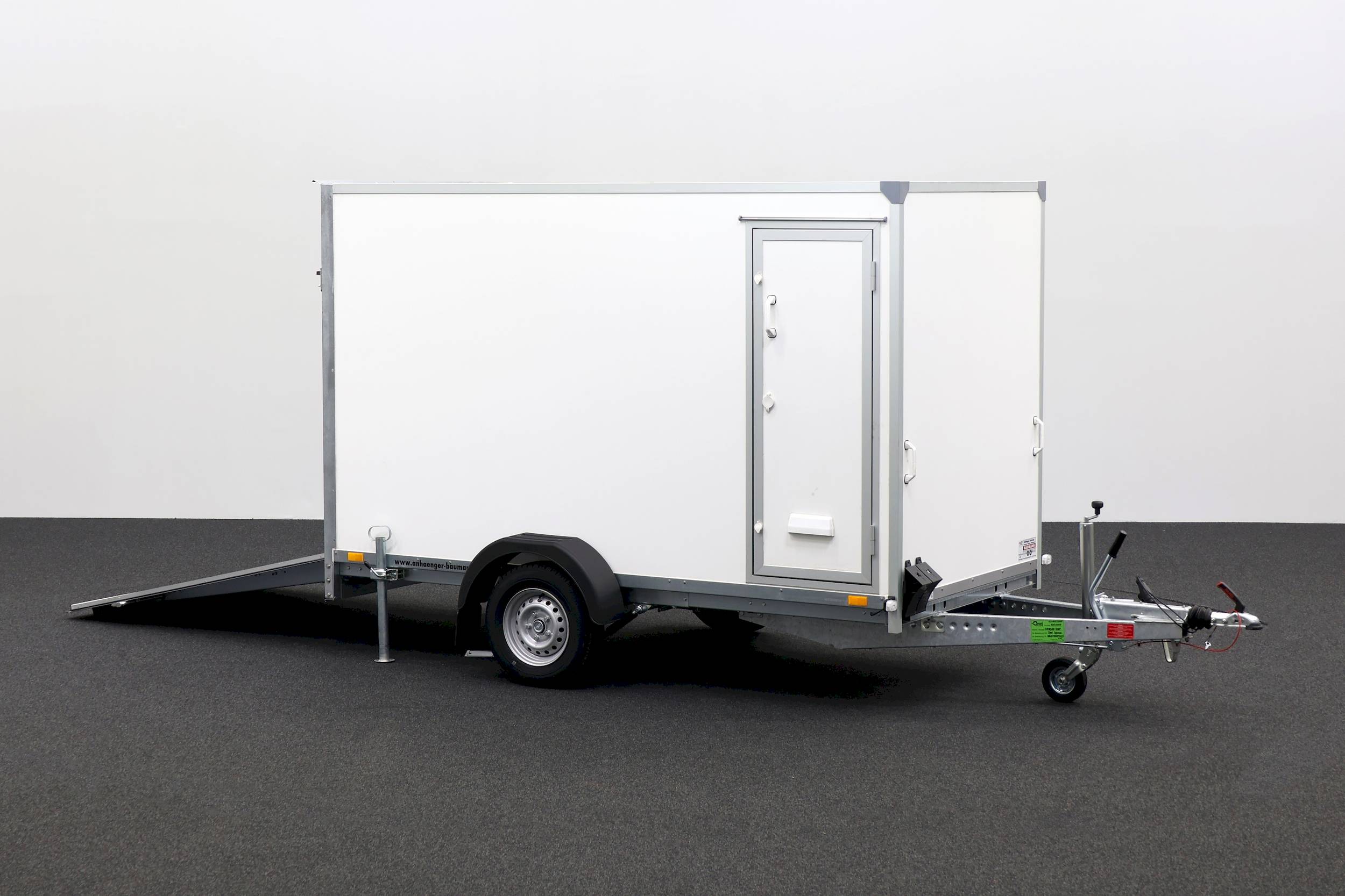 BLYSS F1330HD | RAMPE | SEITENTÜR