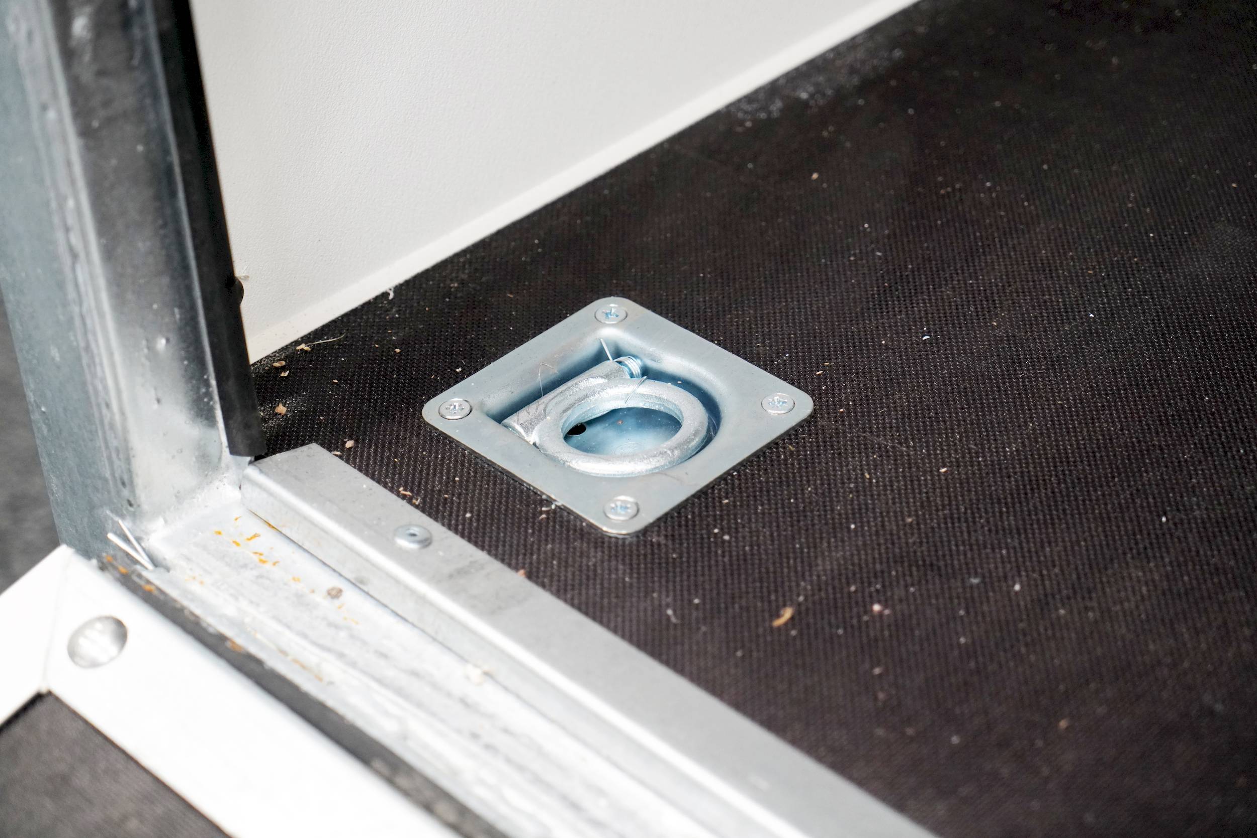 BLYSS F1330HD | RAMPE | SEITENTÜR