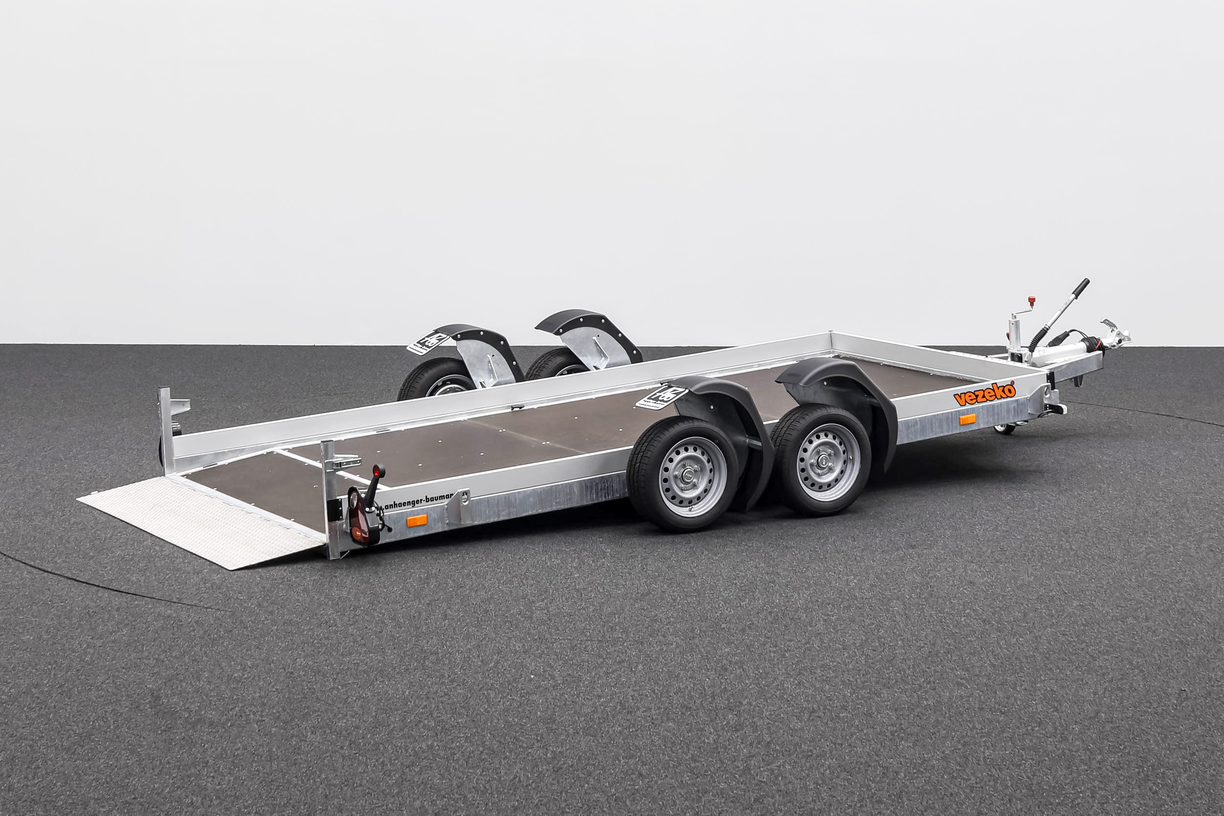 VEZEKO HUSKY CAR FB 35.39 | E-PUMPE | RAMPE