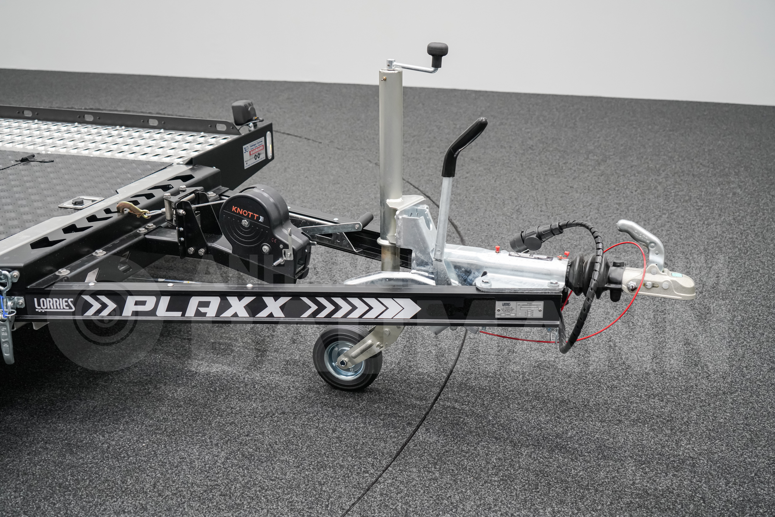 LORRIES PLAXX27-4520