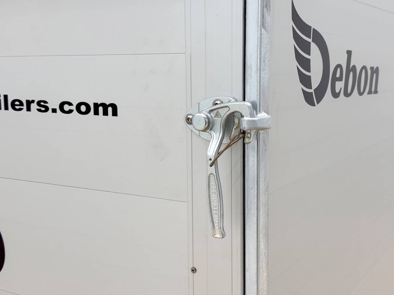 CHEVAL LIBERTE DEBON C255 V2 ALU