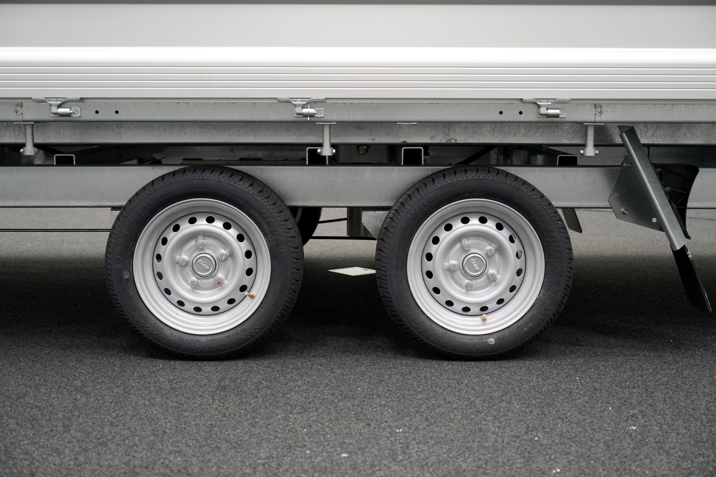 UNSINN UDK 4220-35-13