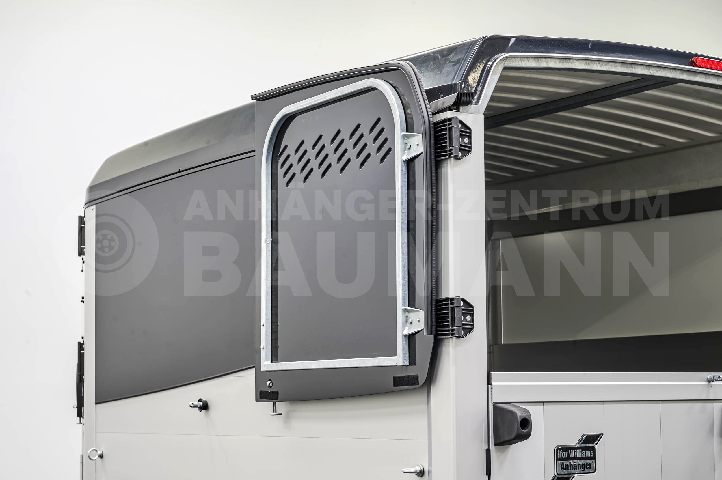 IFOR WILLIAMS HBX 506 | SCHWARZ