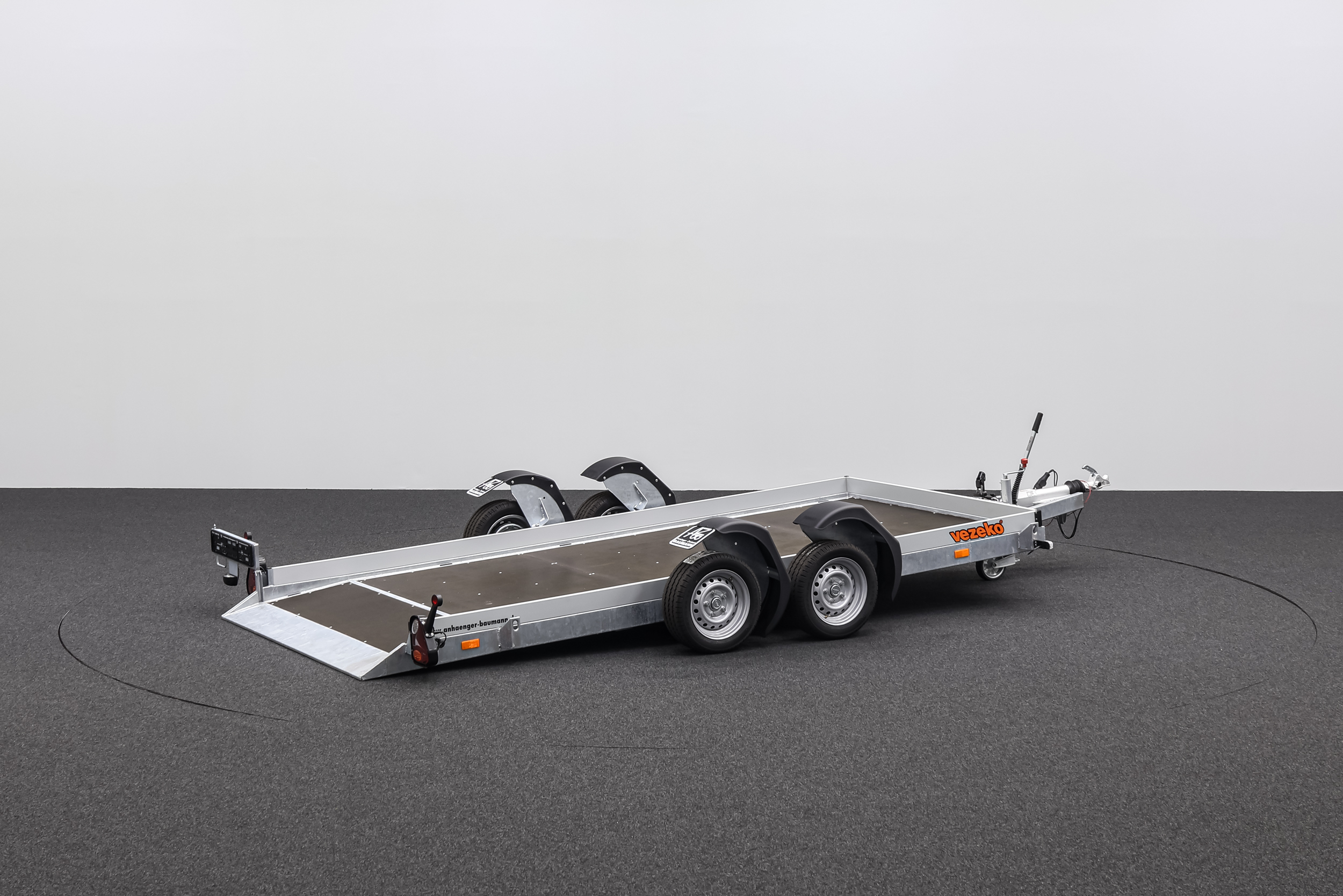 VEZEKO HUSKY CAR FB 35.39