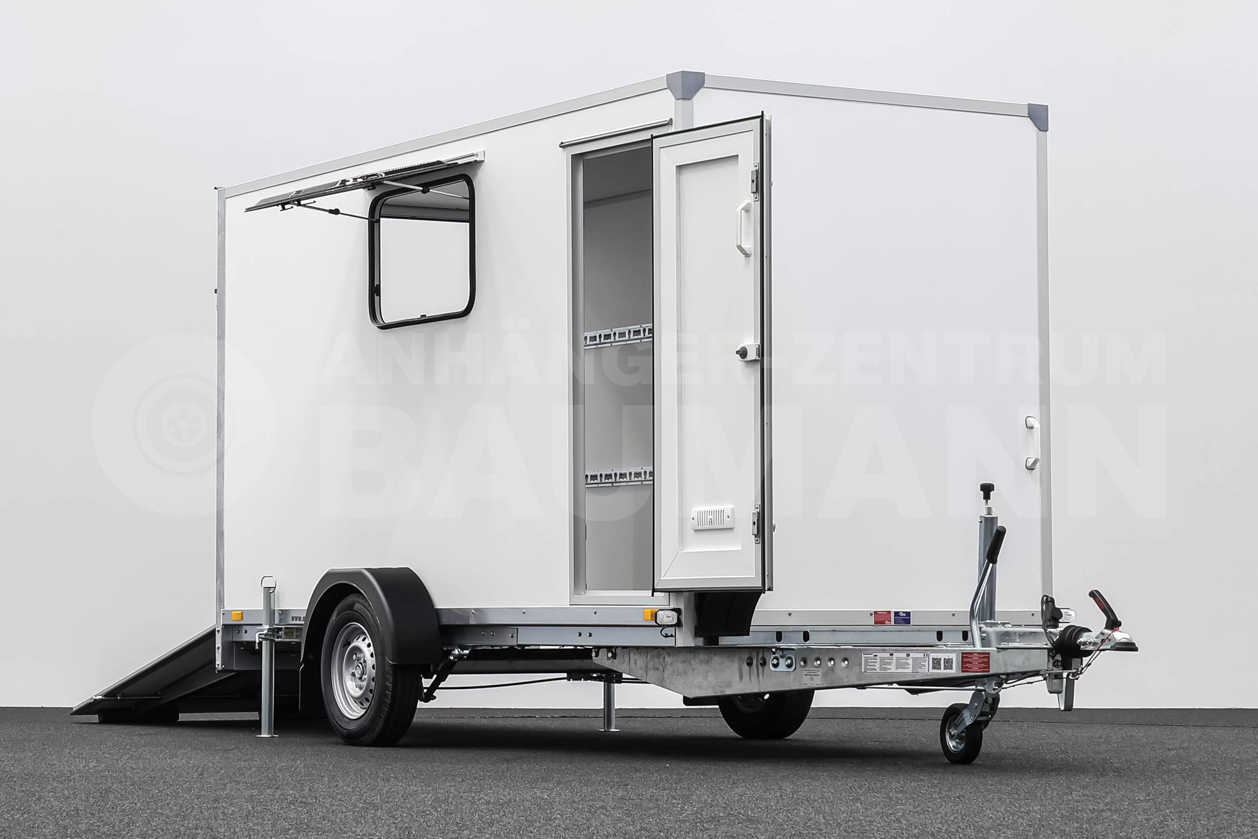 BLYSS F1336HD | RAMPE | SEITENTÜR