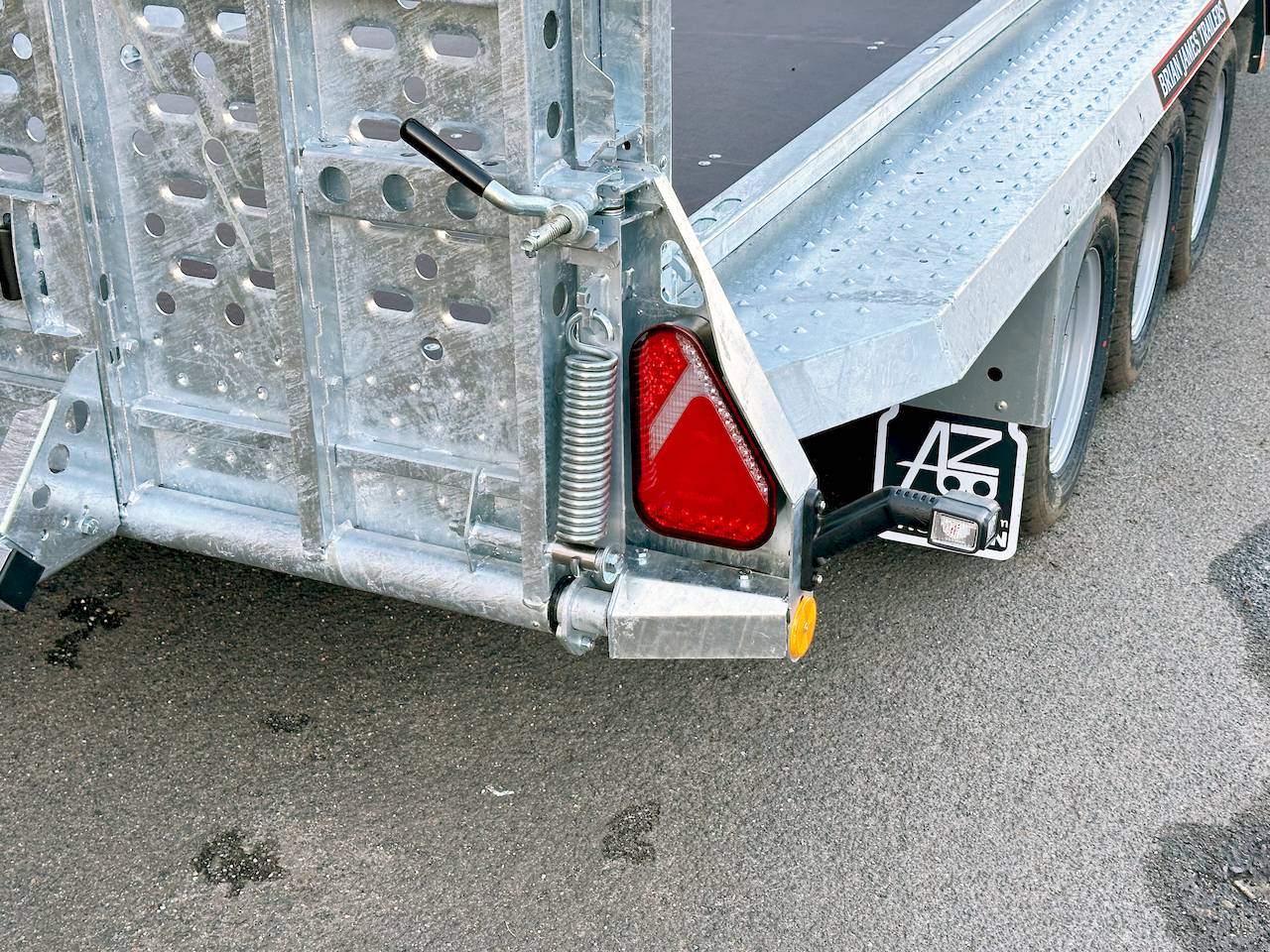 BRIAN JAMES GENERAL PLANT 551-4018-35-3-12 | TRIDEM | SCHWERLASTRAMPE