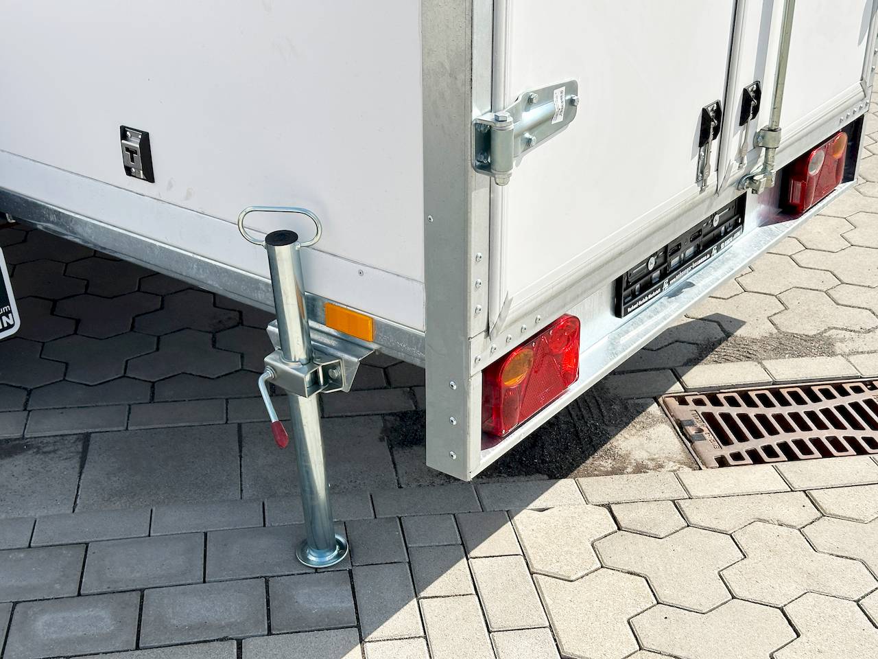 BLYSS FR1330 /180HL | SEITENTÜR BASE LINE SANDWICH